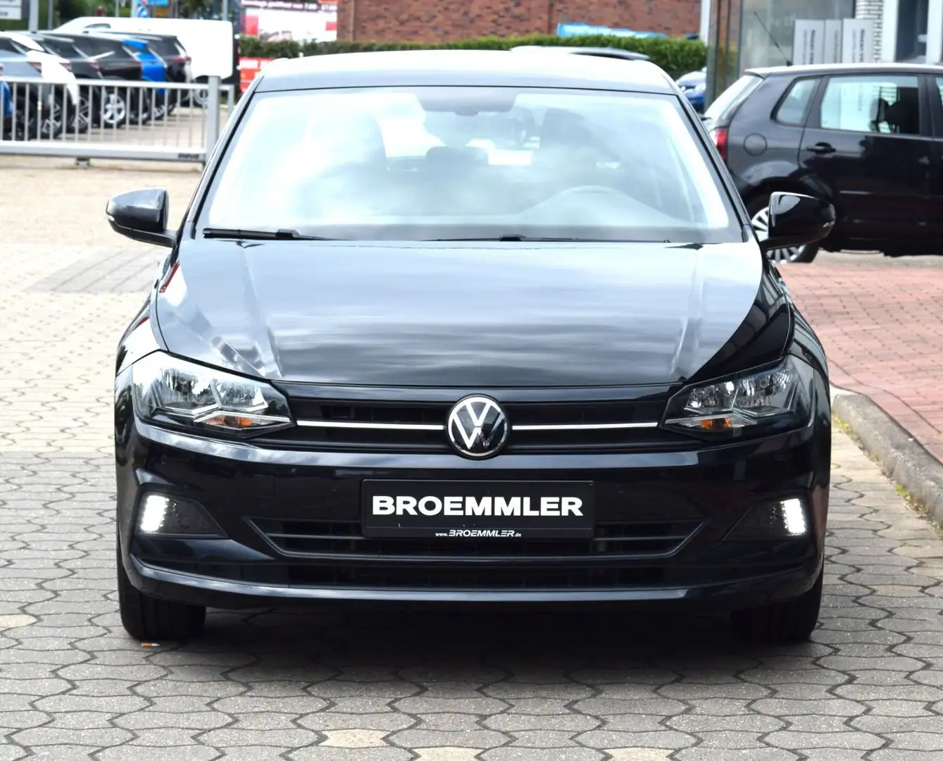 Volkswagen Polo 1,0 Comfortline Navi Tempomat SH Zwart - 1