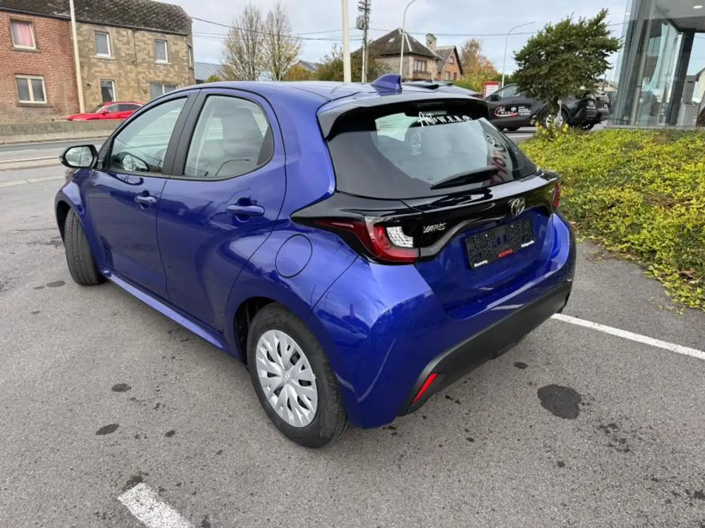 Toyota Yaris 1.5 TNGA HEV CVT Yaris Bleu - 2