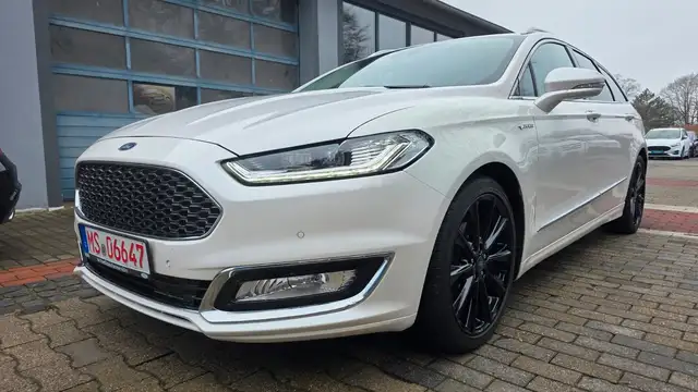 Ford Mondeo 2.0 TDCi Vignale LED LEDER NAVI
