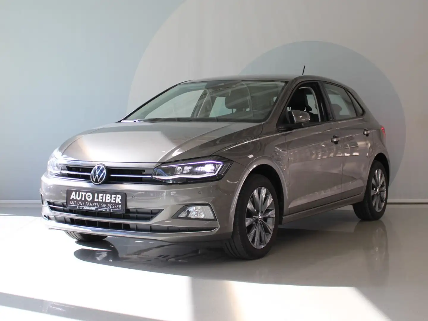 Volkswagen Polo 1.0 TSI OPF Highline ACC/Cam/Lane/Side Navi Grijs - 2