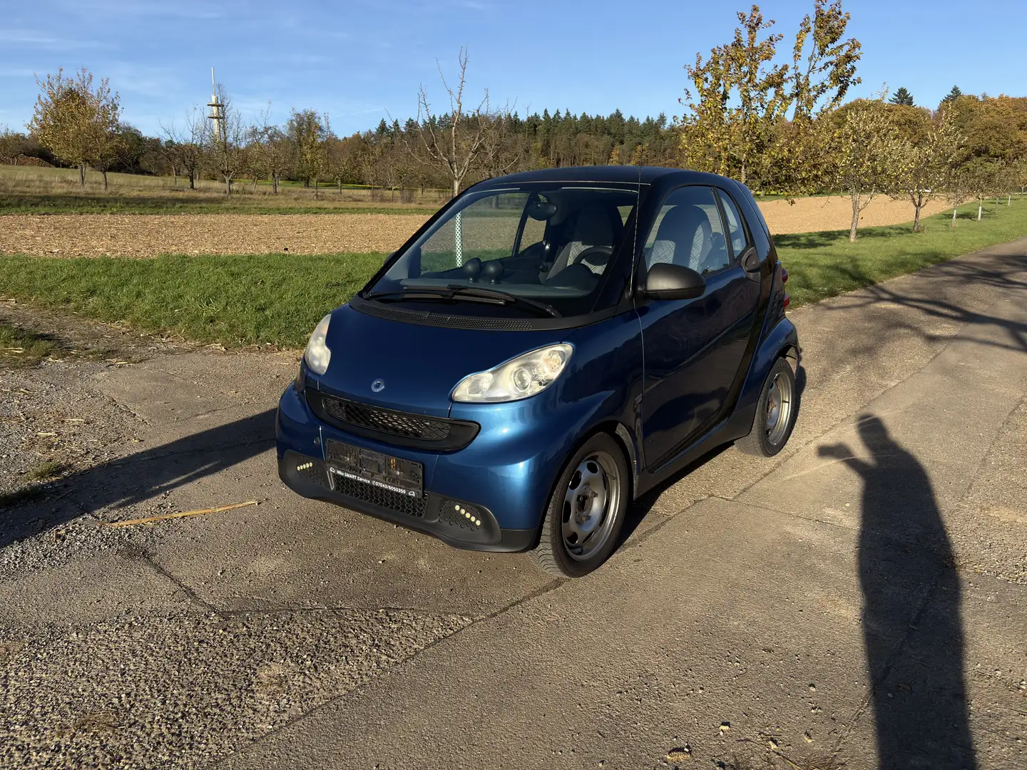 smart forTwo CDI TÜV neu Automatik Klima neue Reifen Blau - 1