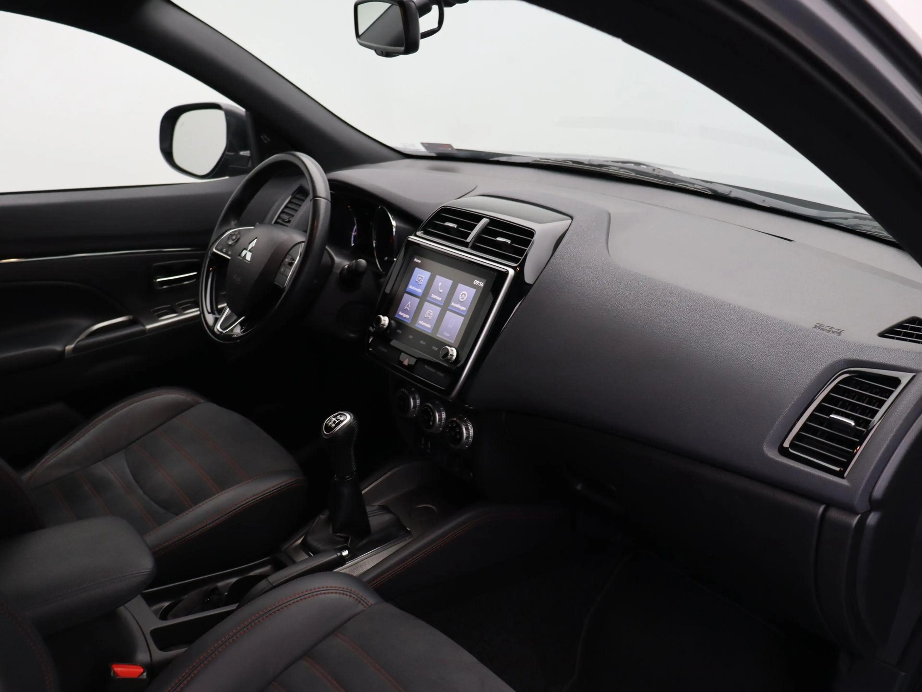 Mitsubishi ASX 2.0 Intense | Stoelverwarming | Achteruitrij Camer — photo 5