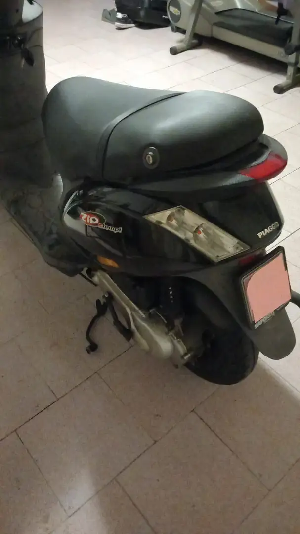 Piaggio Zip 50 Negru - 2