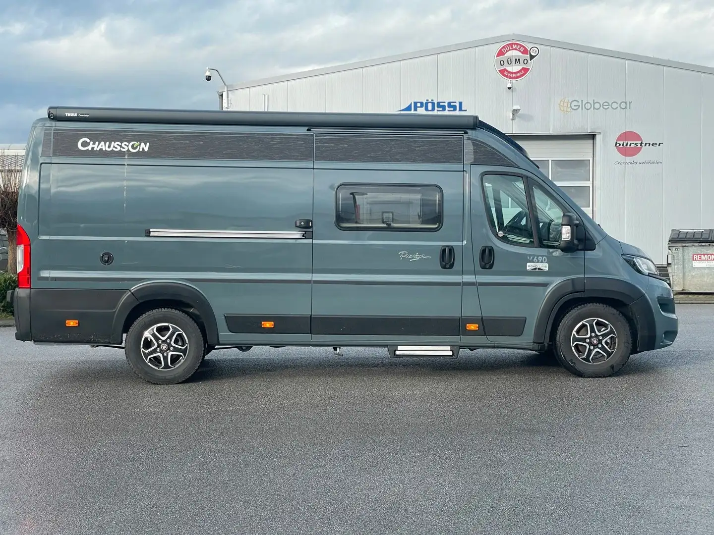 Chausson Road Line V 690 *Premium**Skyroof**Heavy* Grau - 2