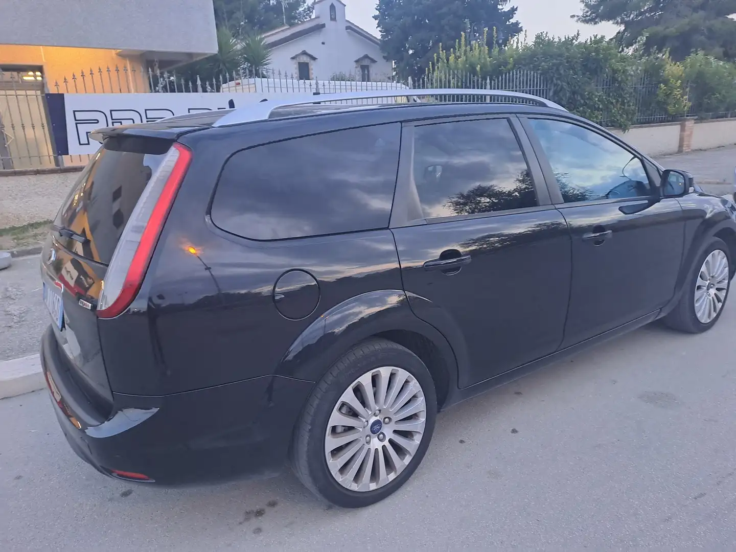 Ford Focus Focus Style Wagon 1.6 tdci LE 90cv Nero - 1