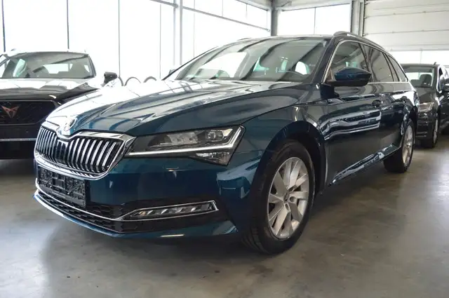 Skoda Superb 2.0 TDI DSG Style LED|AHK|KAM|STHZ|CANTON