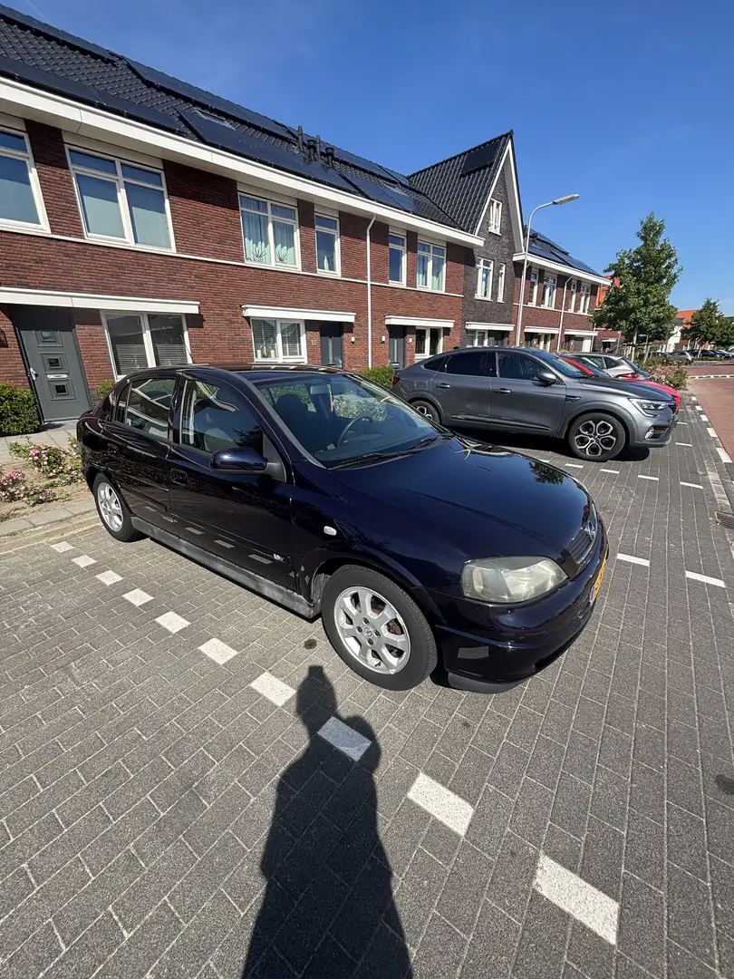 Opel Astra 1.6 Njoy - 2