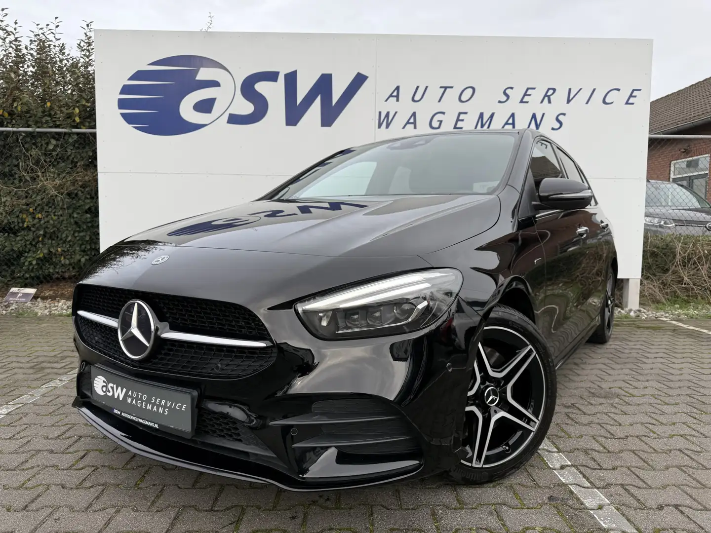 Mercedes-Benz B 250 e AMG-Line Night | Matrix LED | Camera | Sfeerverl Noir - 2