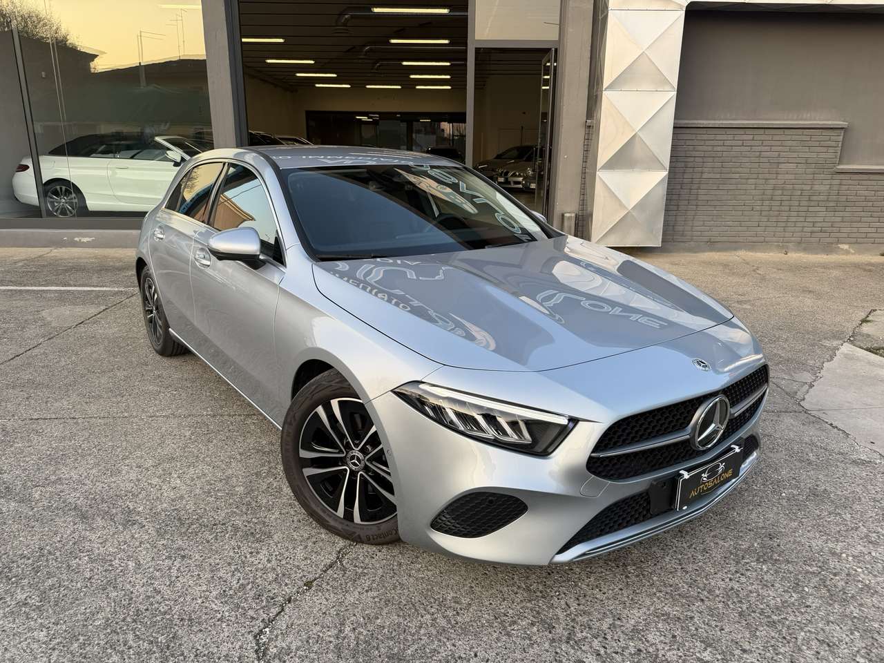 Mercedes-Benz A 180 A 180 Progressive Advanced auto