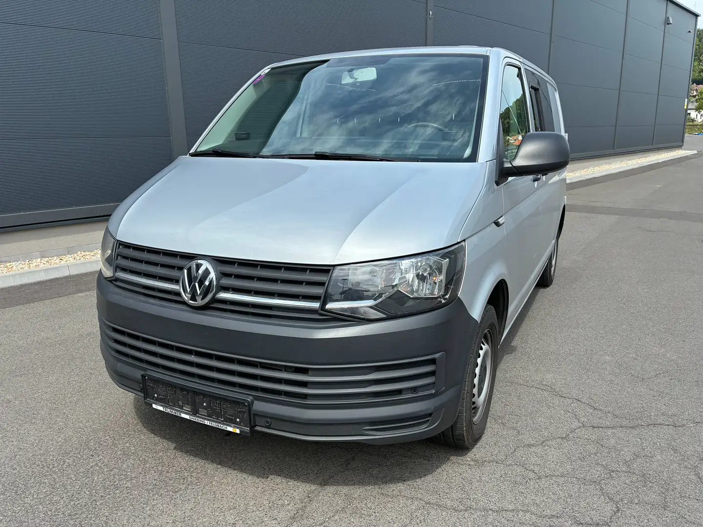 Volkswagen T6 Transporter Doka-Kastenwagen KR 2,0 TDI BMT Silber - 2