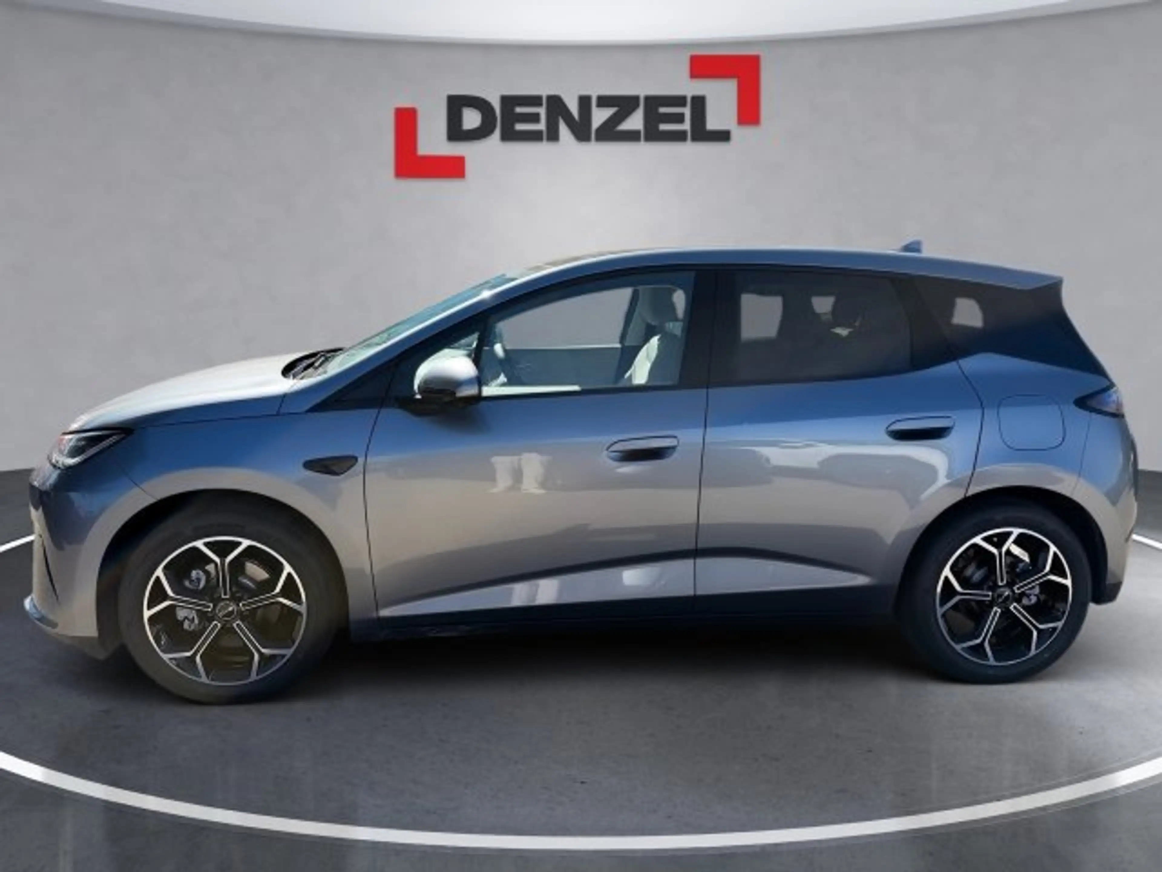BYD Dolphin G DM-i Comfort — photo 2