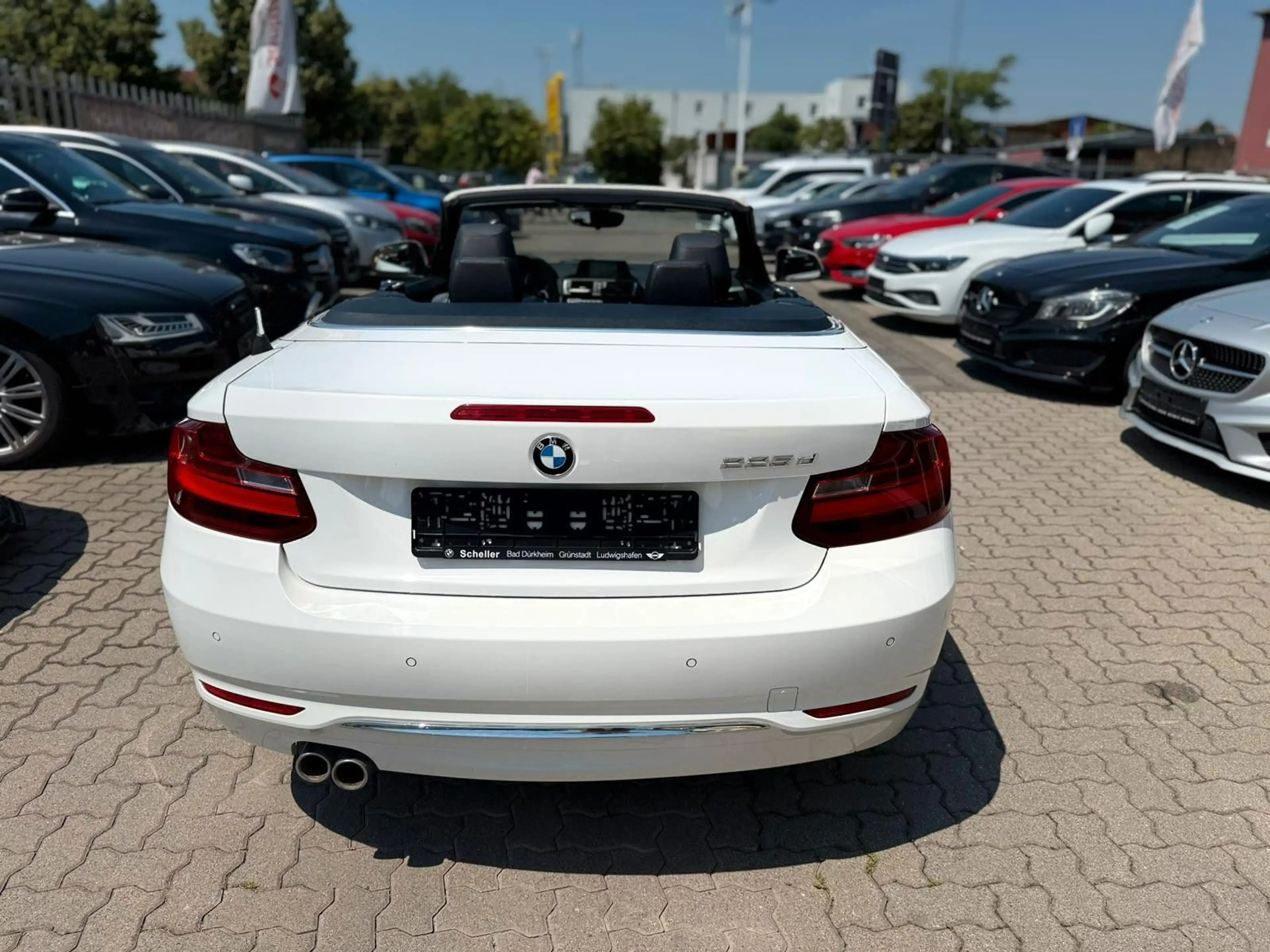 BMW 225 Cabrio 225 d LuxuryLine*Bi-XENON*NAVI*LEDER — photo 5