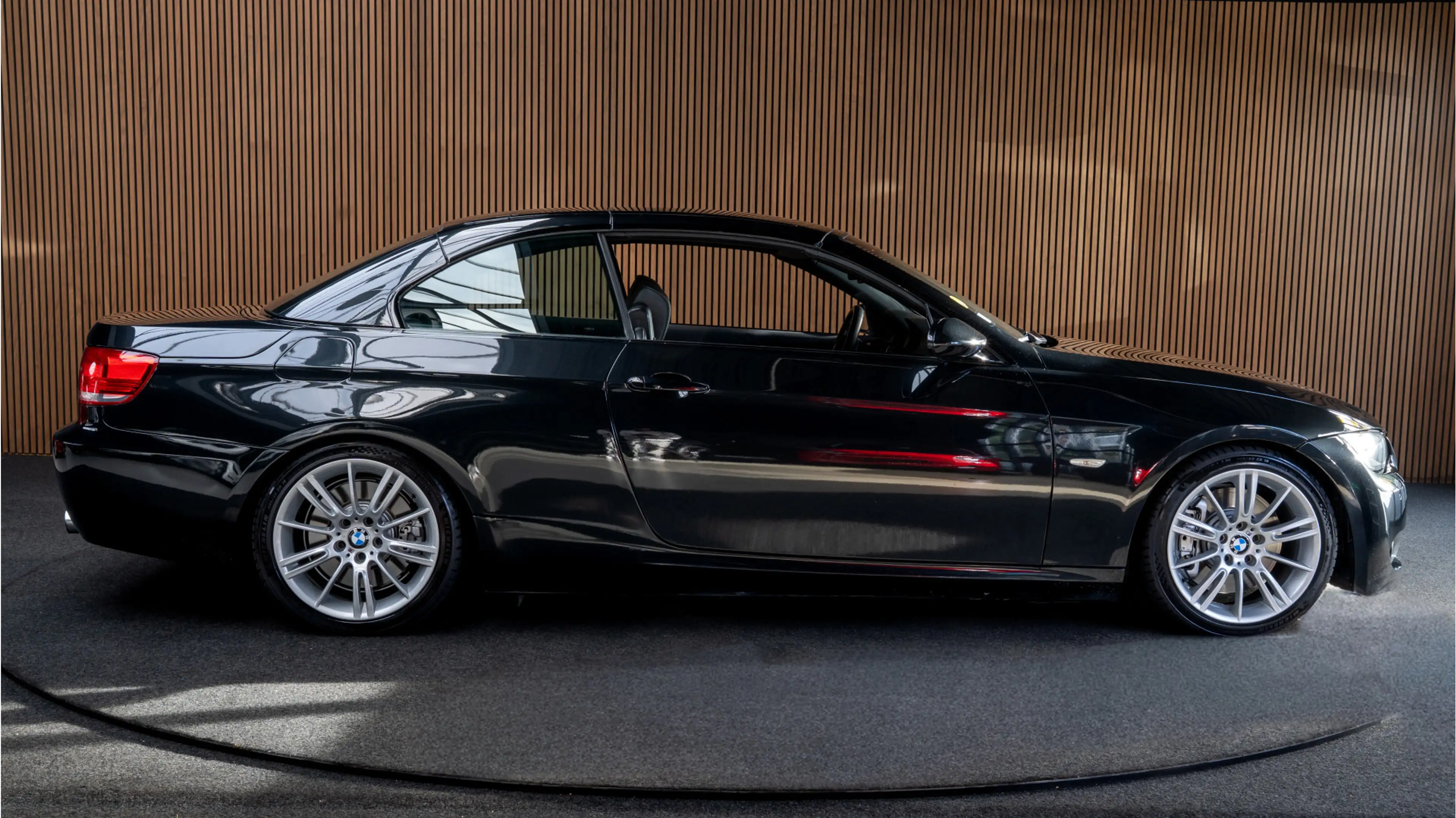 BMW 335 3-serie Cabrio 335i High Exe Navi Leer Climate Bi- — photo 7
