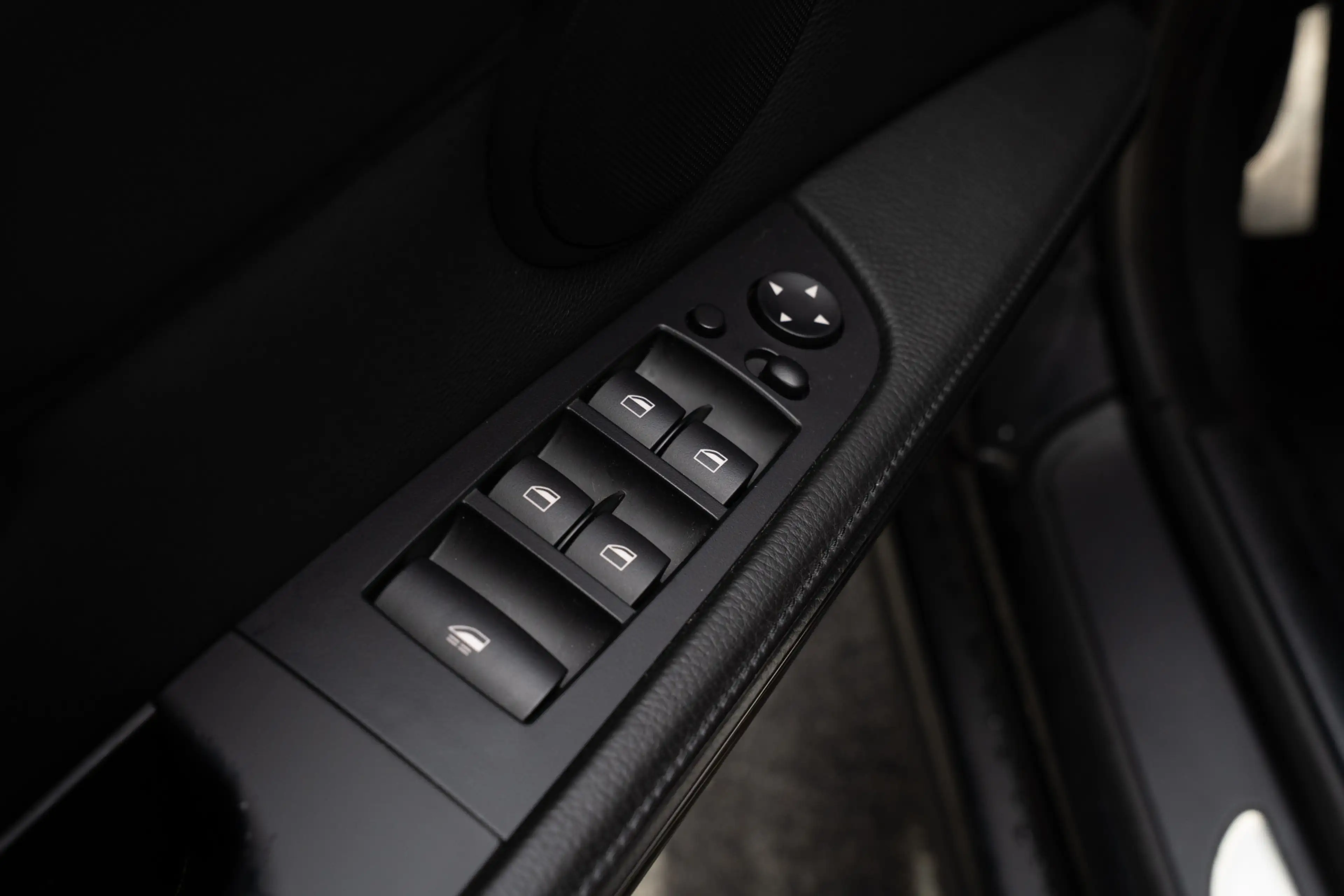 BMW 335 3-serie Cabrio 335i High Exe Navi Leer Climate Bi- — photo 22