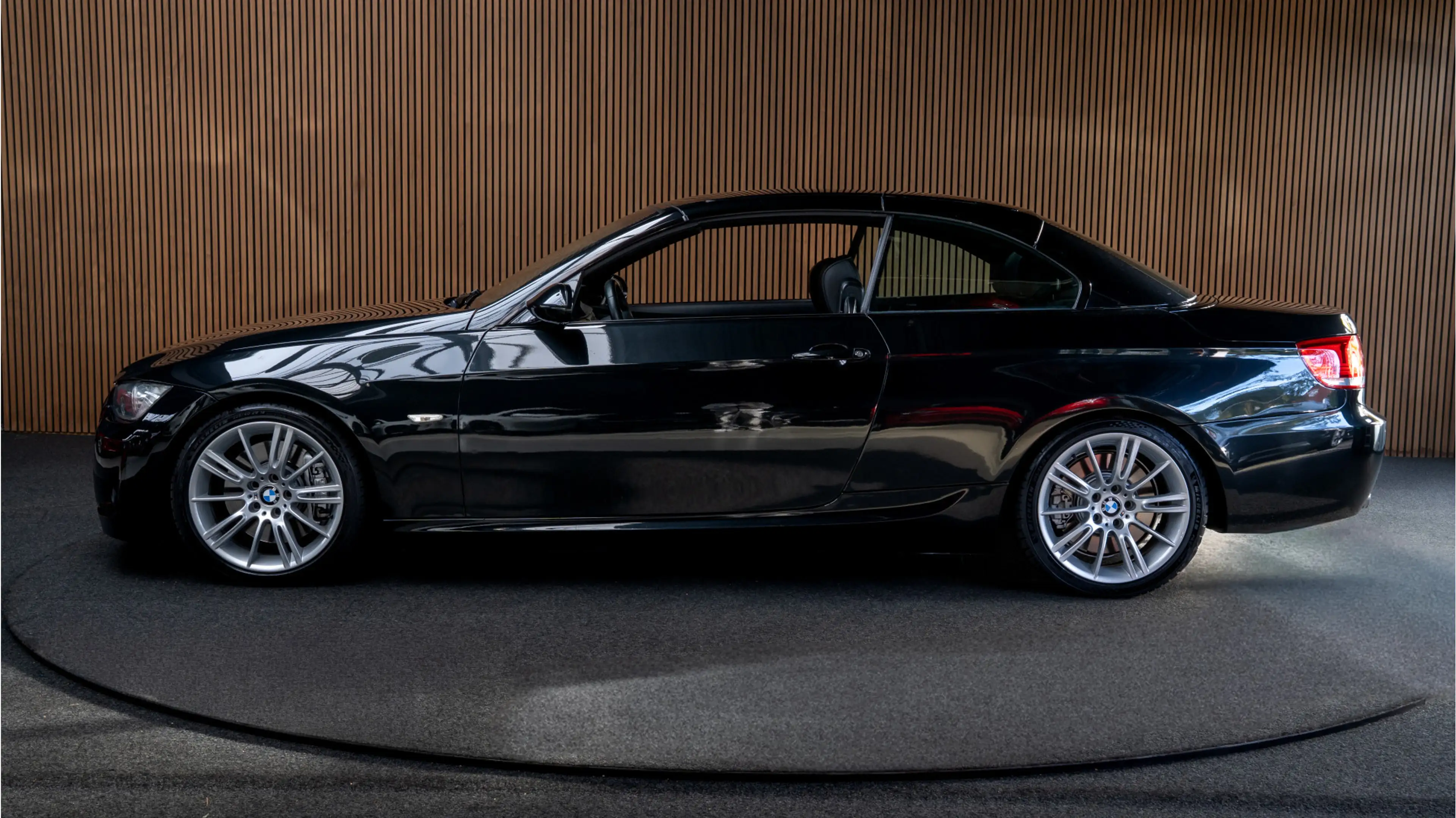 BMW 335 3-serie Cabrio 335i High Exe Navi Leer Climate Bi- — photo 2