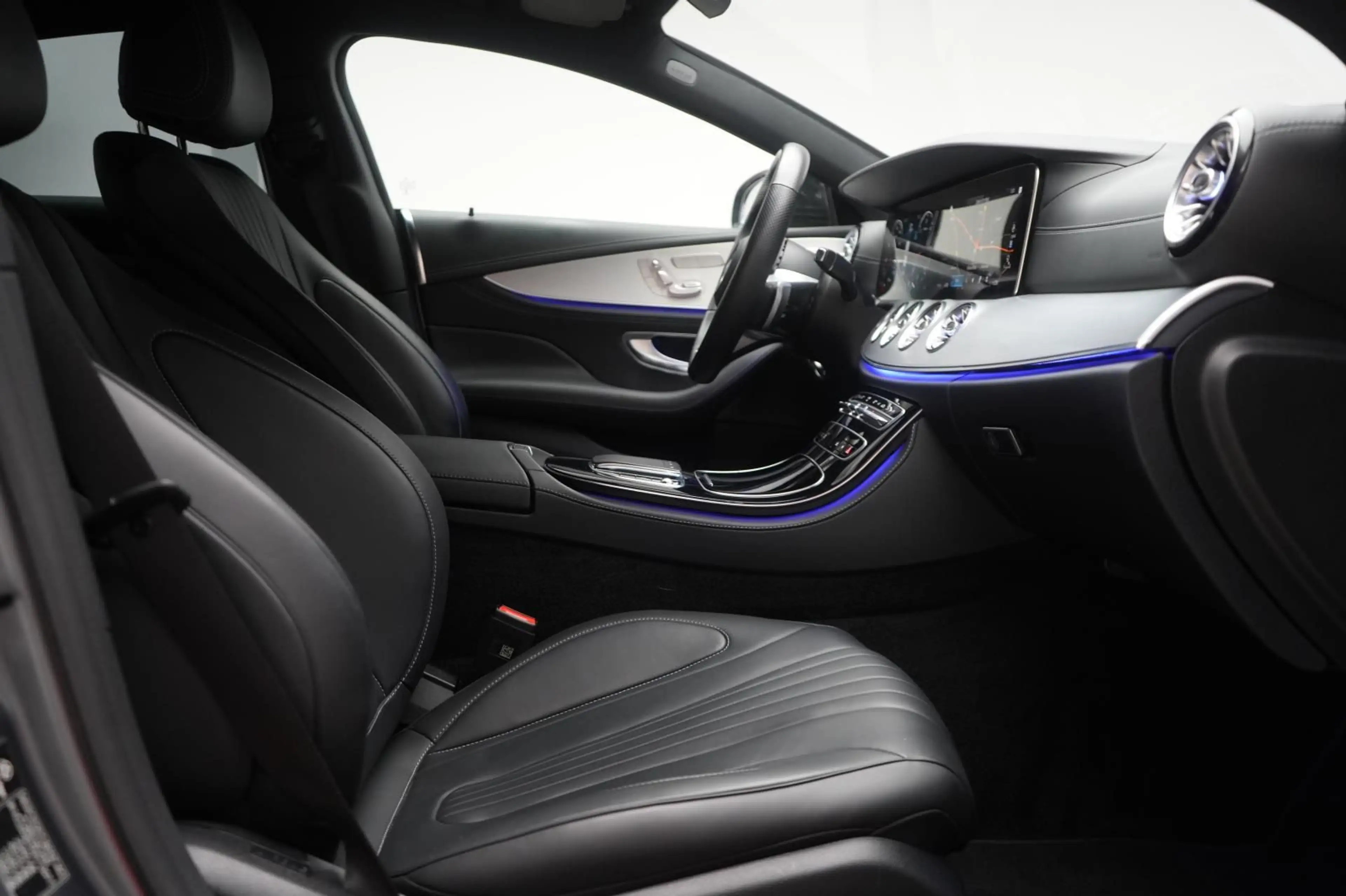 Mercedes-Benz CLS 400 d 4Matic 9G-Tronic AMG Leder/Distronic/B — photo 7
