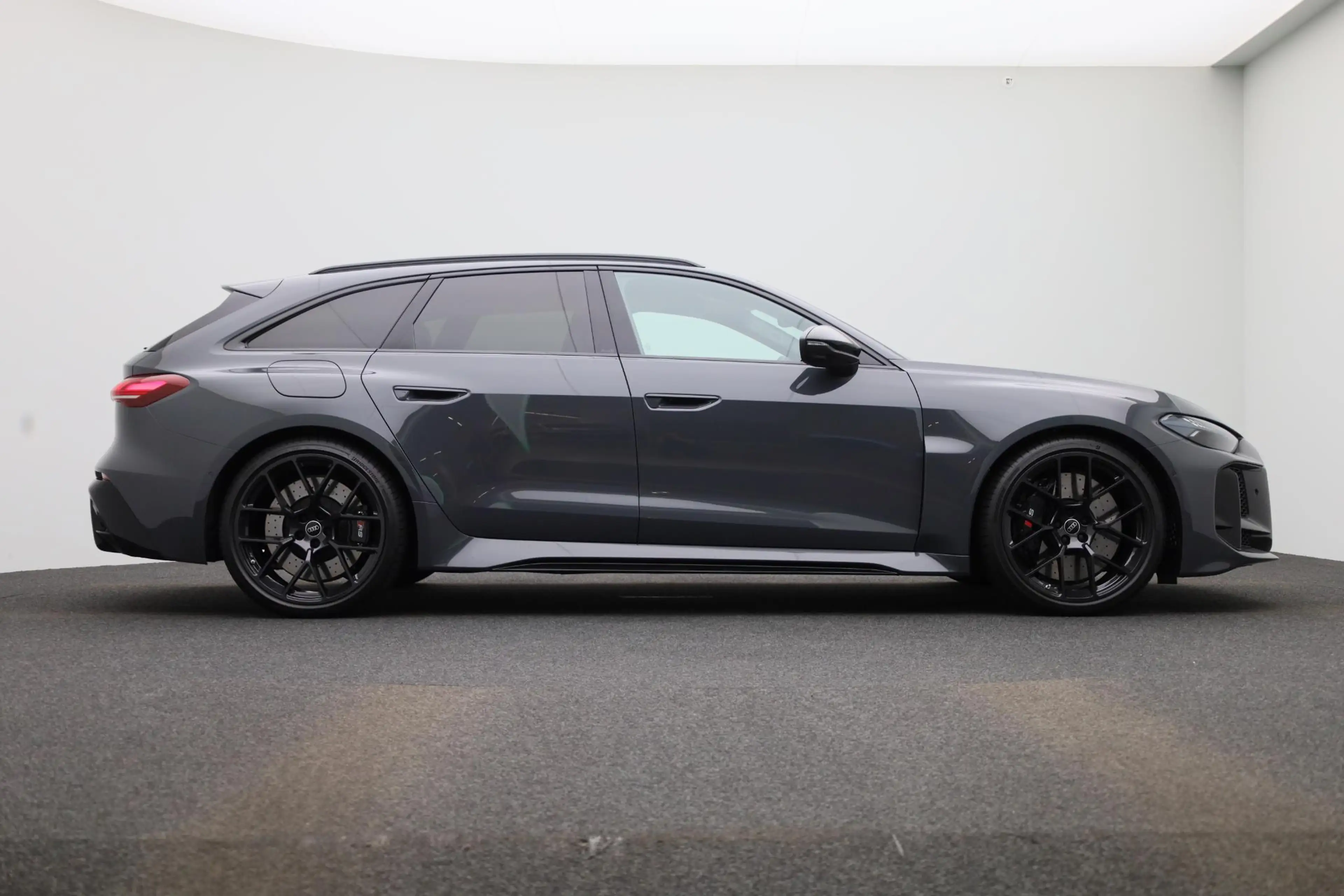 Audi RS5 Avant quattro 639 PK | RS-sportuitlaat | 360 Camer — photo 14
