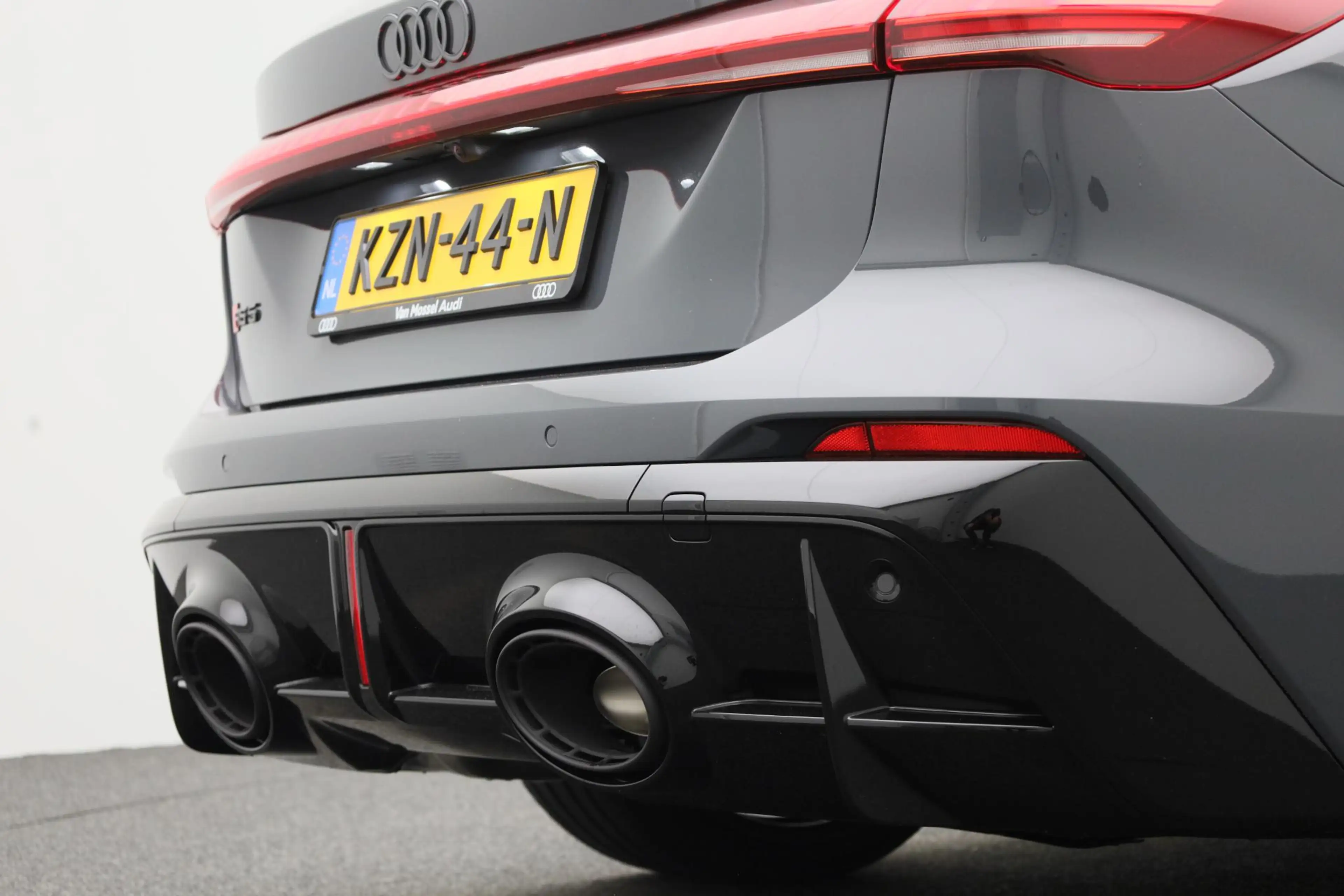 Audi RS5 Avant quattro 639 PK | RS-sportuitlaat | 360 Camer — photo 13