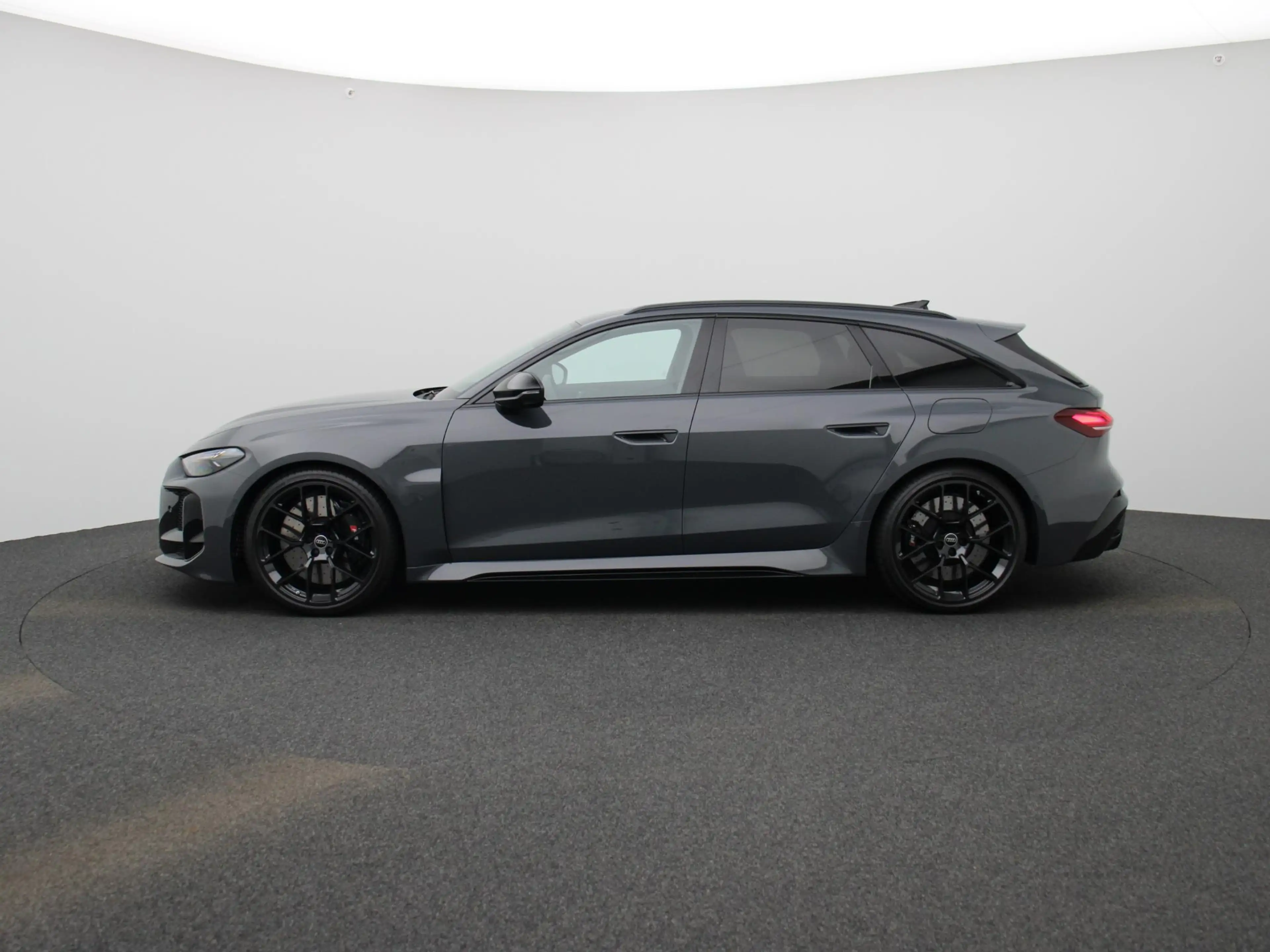 Audi RS5 Avant quattro 639 PK | RS-sportuitlaat | 360 Camer — photo 7