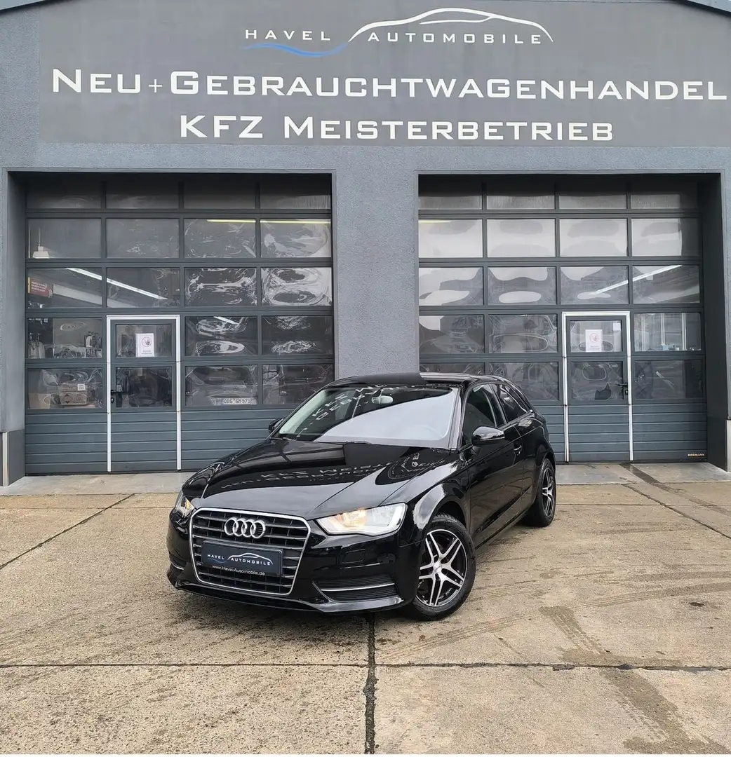 Audi A3 attraction S tronic Sitzheizung Klimaanlage Schwarz - 1
