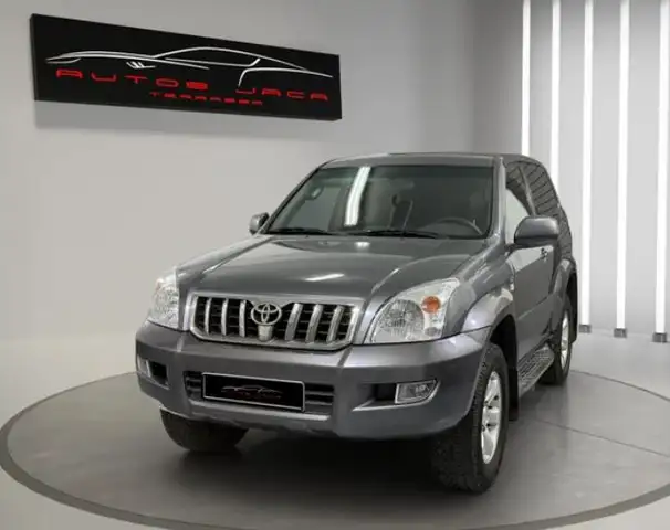 Toyota Land Cruiser 3.0D-4D VX