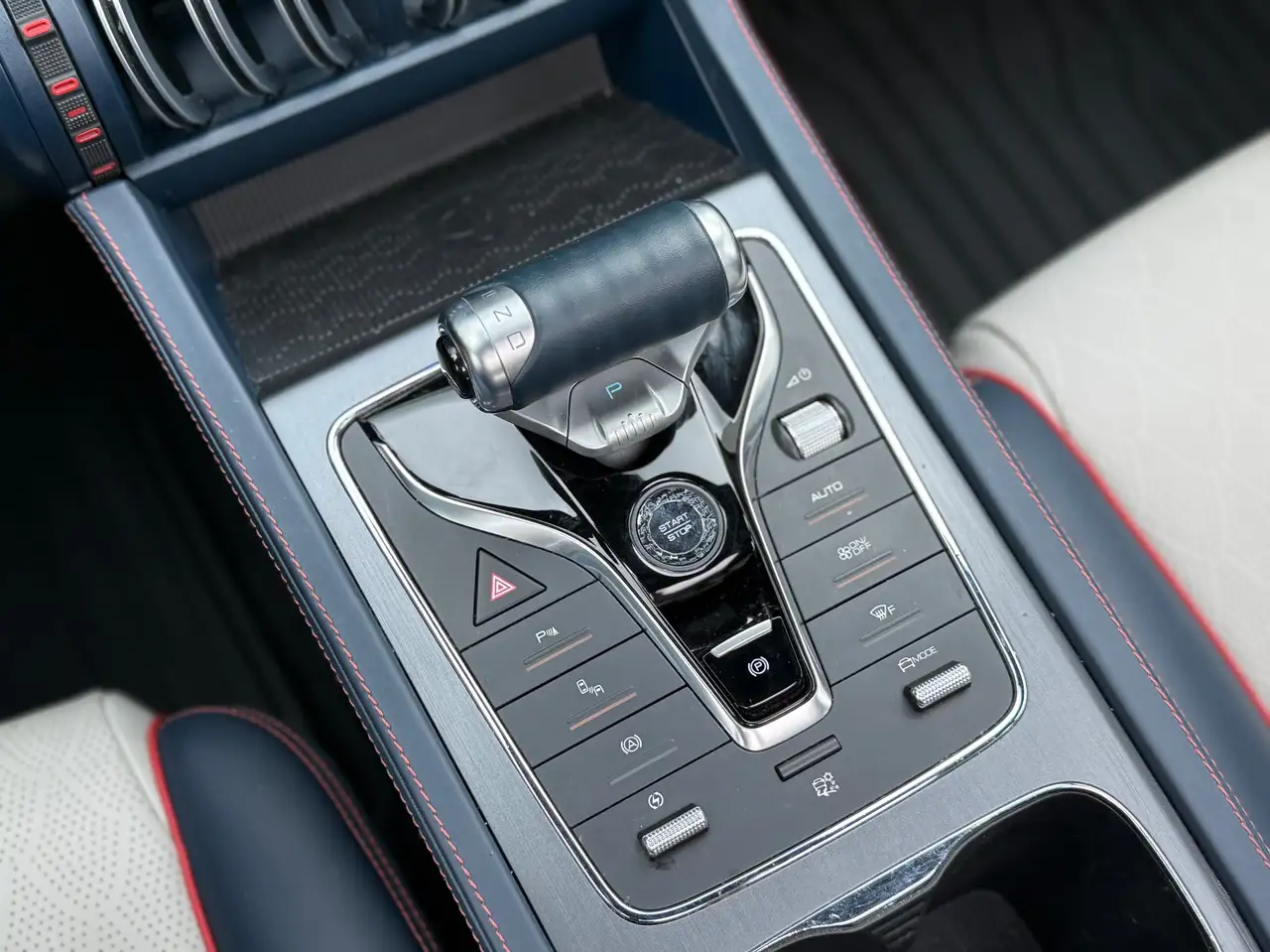 BYD Atto 3 Design Edition – Bild 22