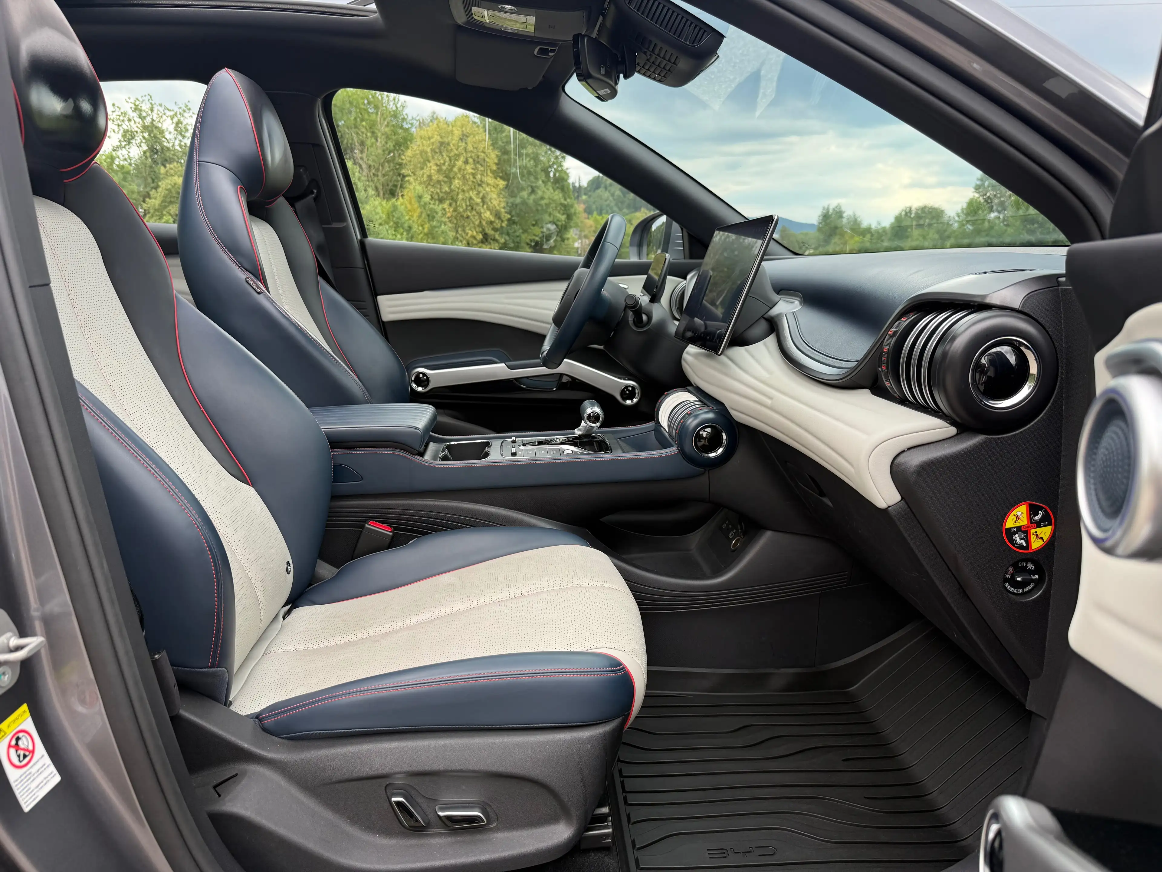 BYD Seal Design Edition - Finanzierung- Pano - Top Gepflegt — photo 12