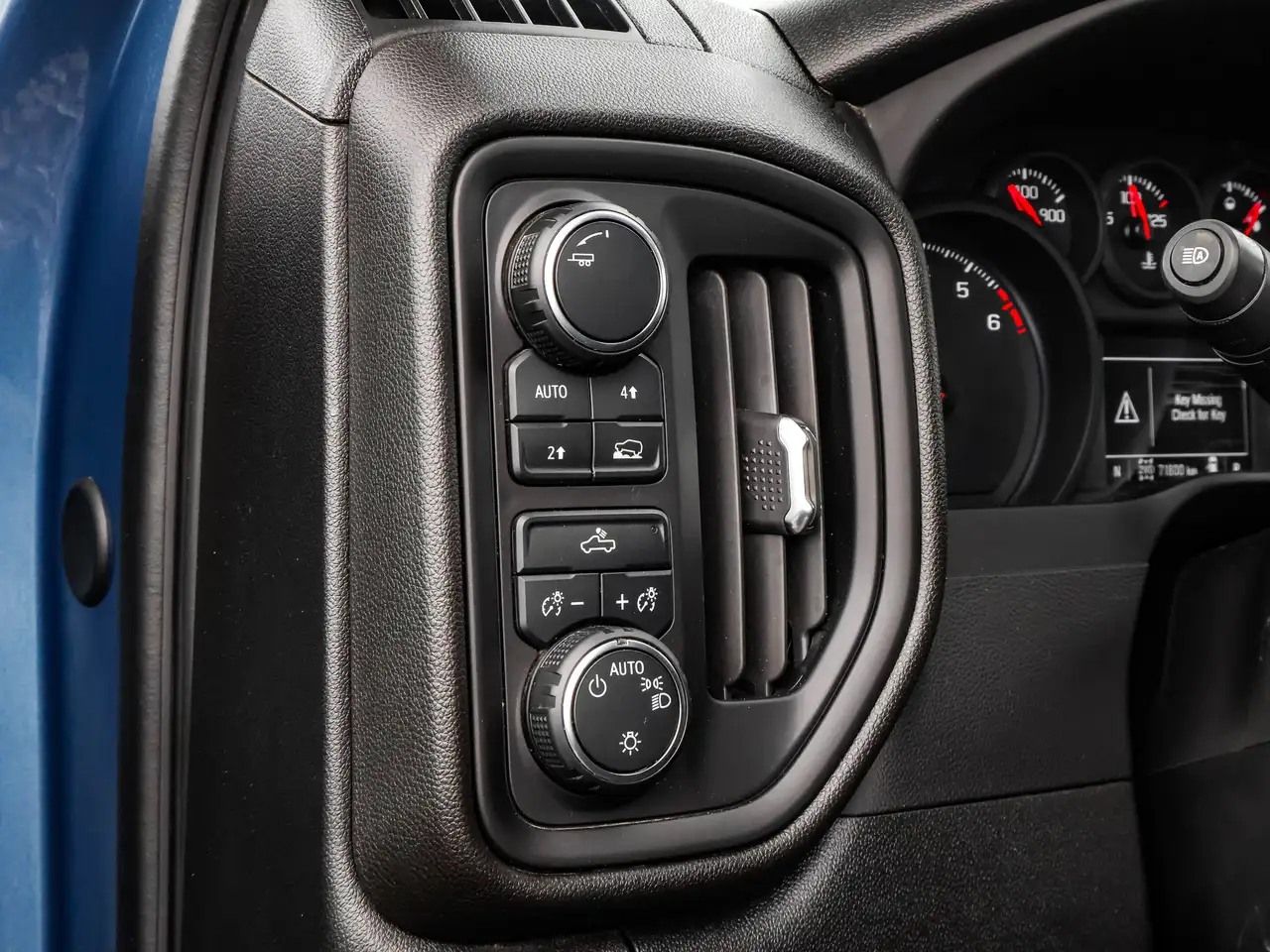 Chevrolet Silverado 1500 снимка Chevrolet Silverado 1500