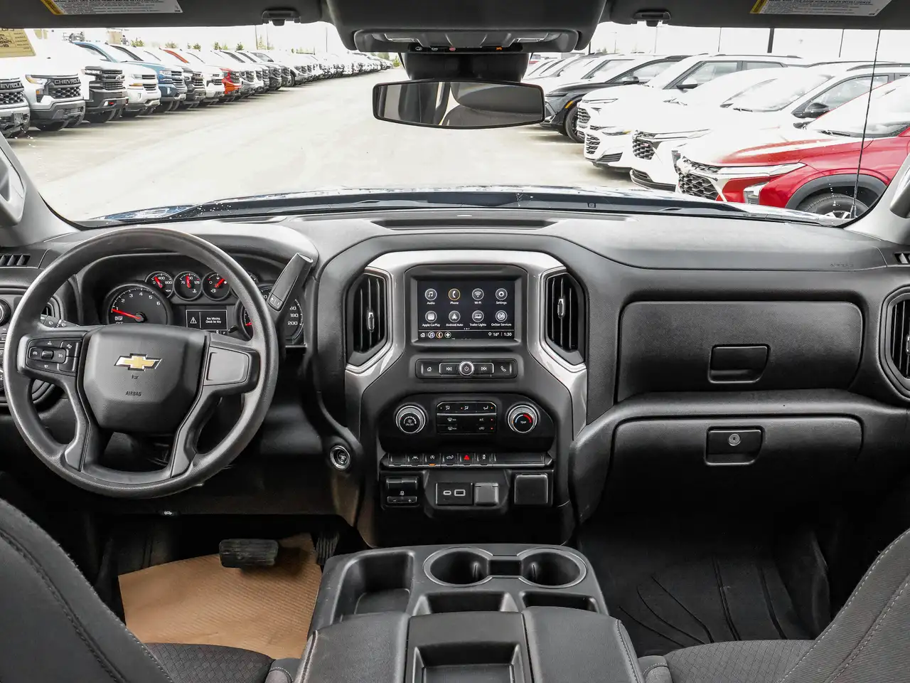 Chevrolet Silverado 1500 снимка Chevrolet Silverado 1500