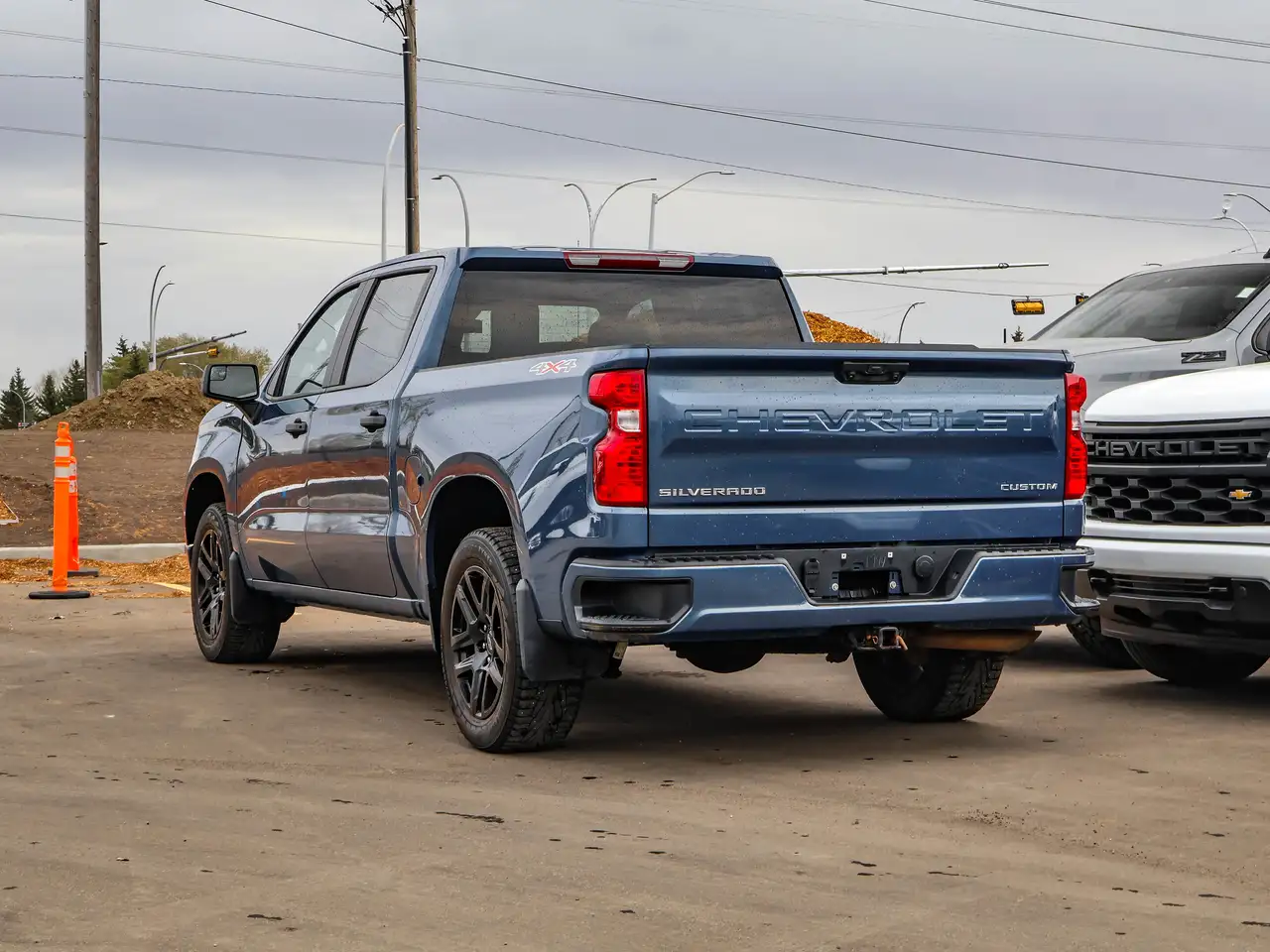 Chevrolet Silverado 1500 снимка Chevrolet Silverado 1500