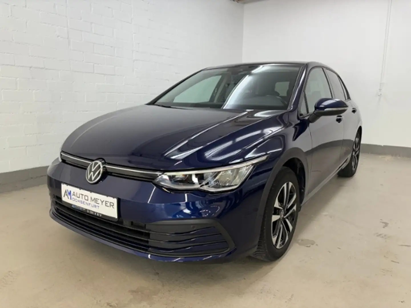 Volkswagen Golf United 1.0 TSI Navi LED Light Assist Ganzjahresbe Blauw - 2