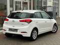 Hyundai i20 Classic 1.2 Weiß - thumbnail 4