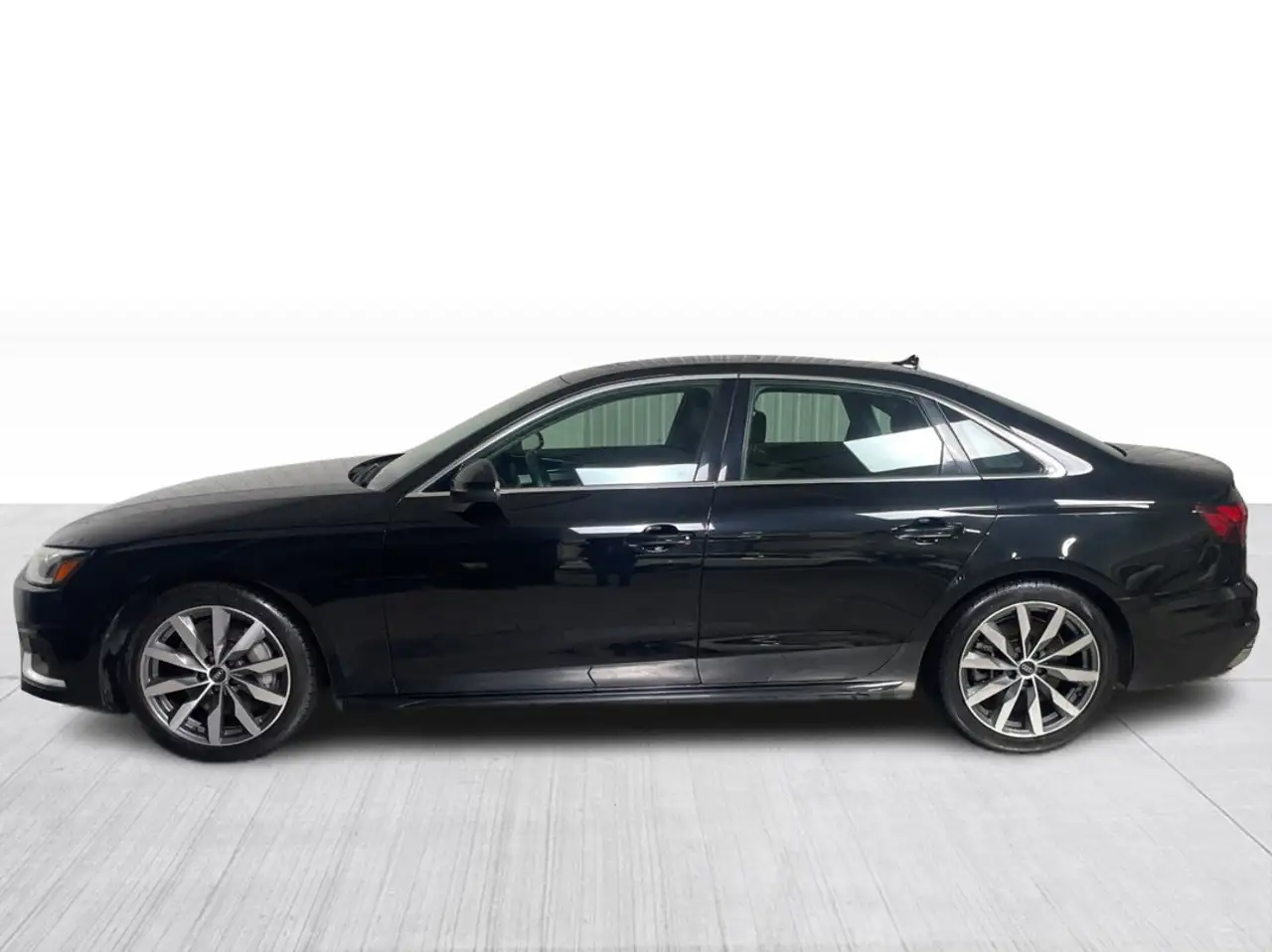 Audi A4 снимка Audi A4
