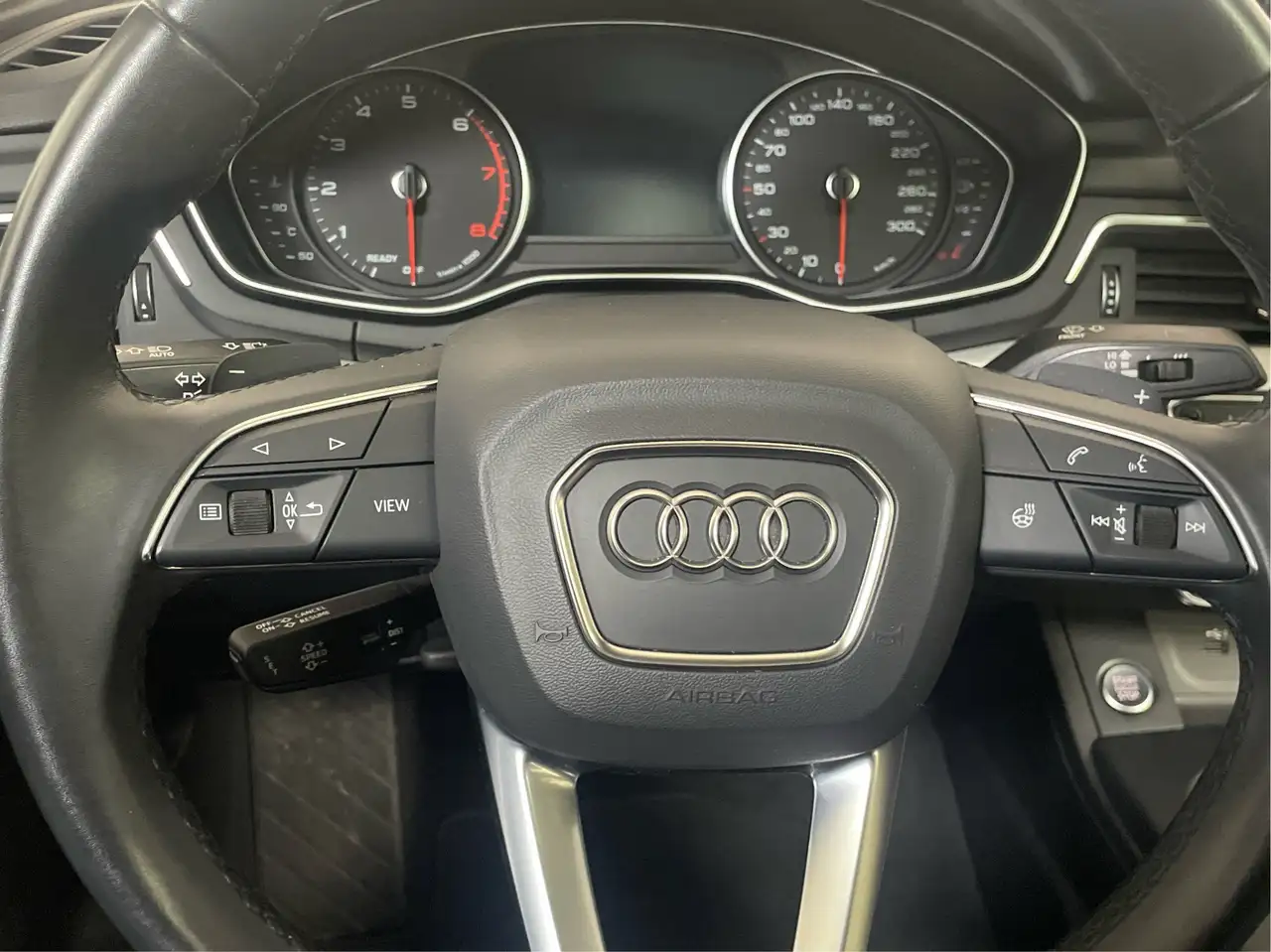 Audi A4 снимка Audi A4