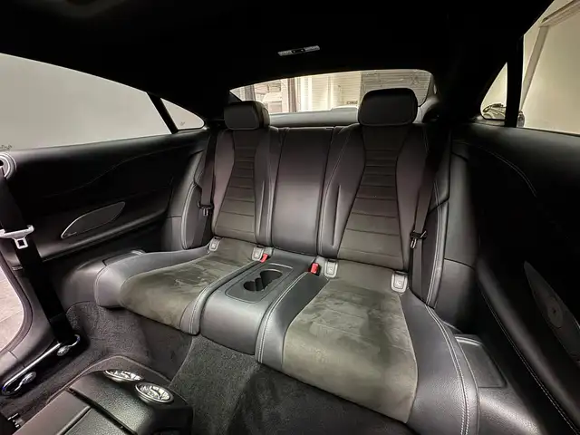 Mercedes-Benz E Class view 15