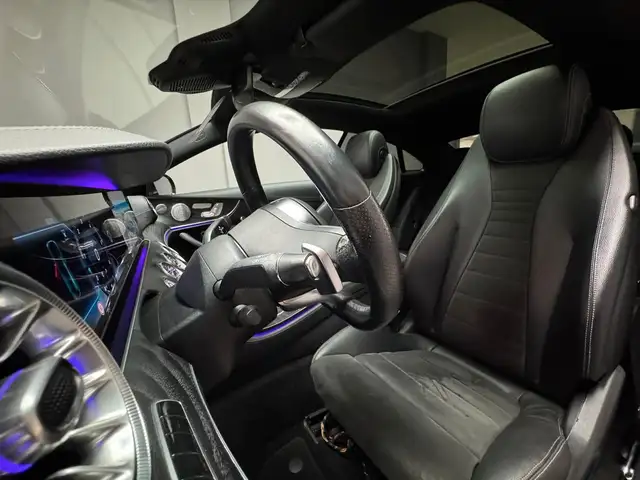 Mercedes-Benz E Class view 10