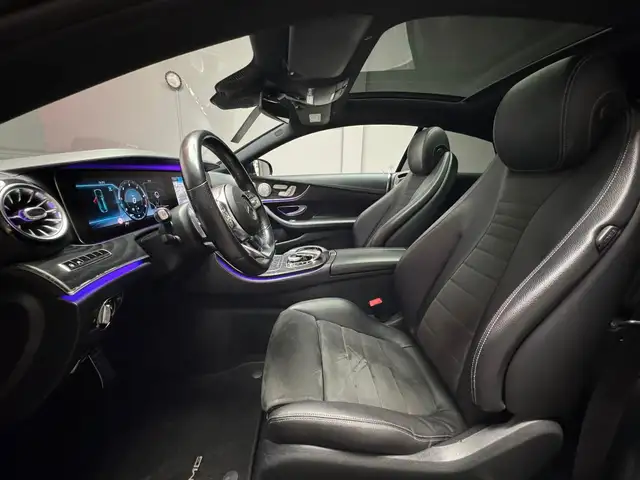 Mercedes-Benz E Class view 9
