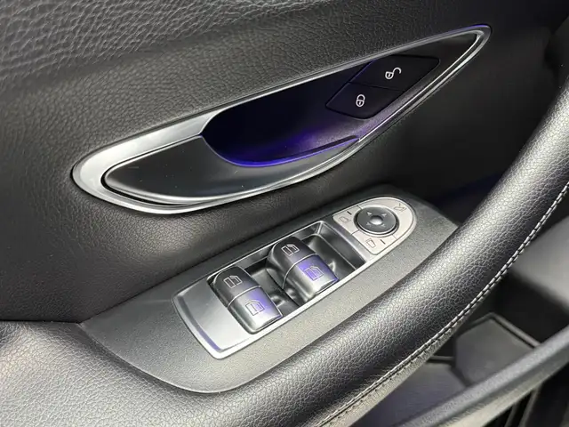 Mercedes-Benz E-Class view 24