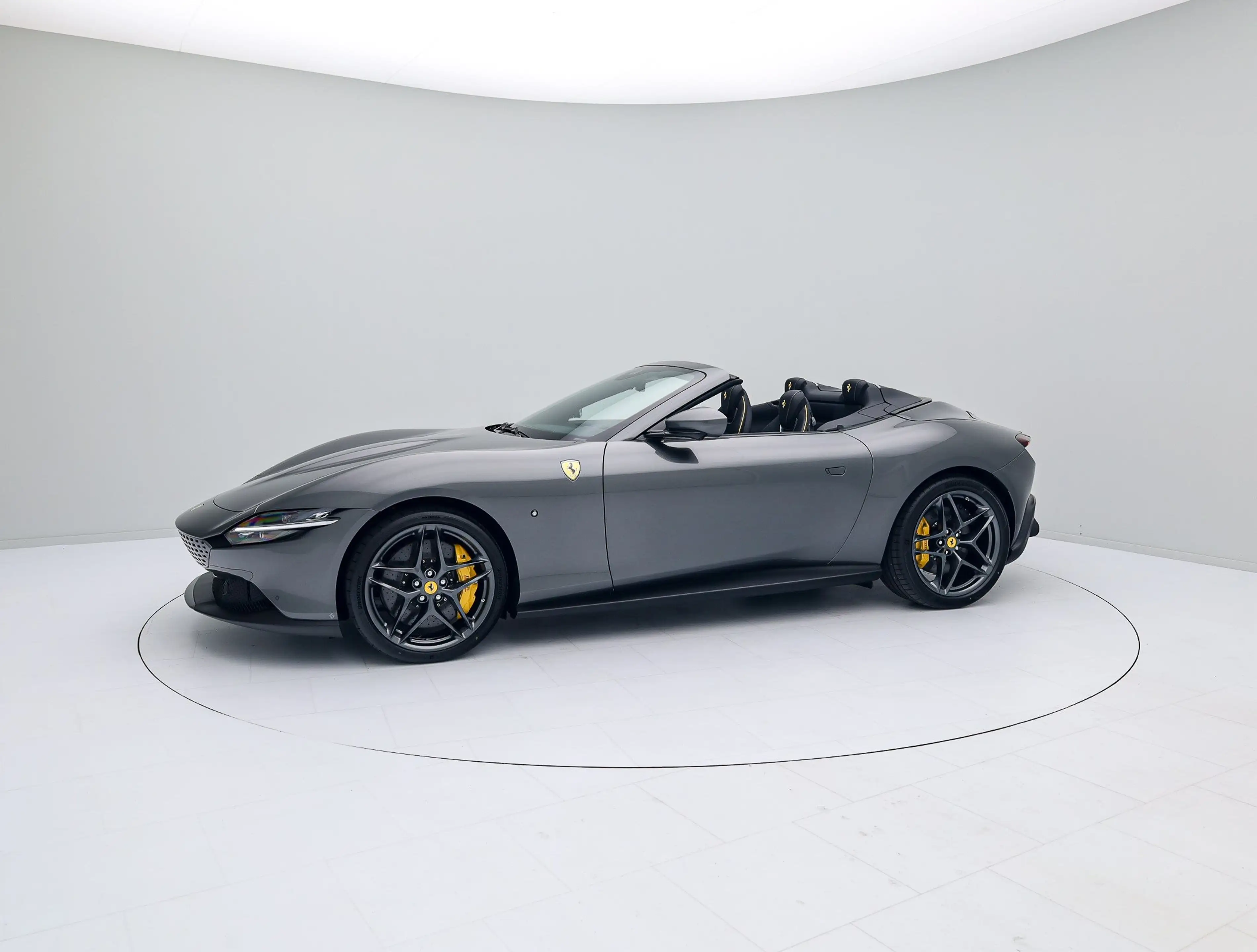 Ferrari Roma Spider - FERRARI HAMBURG — photo 11