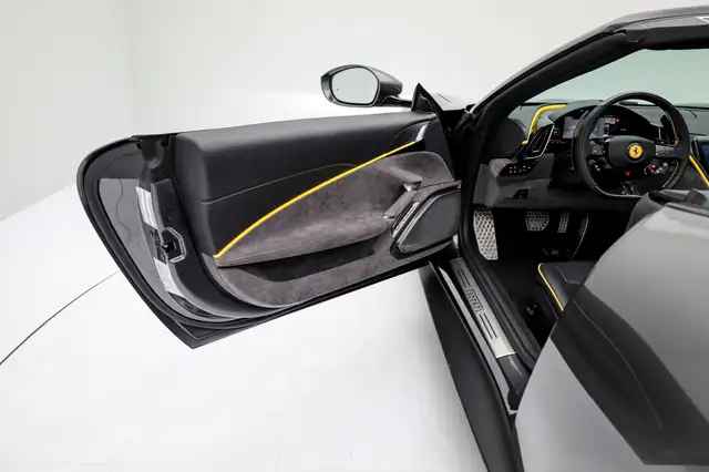 Ferrari Roma view 13