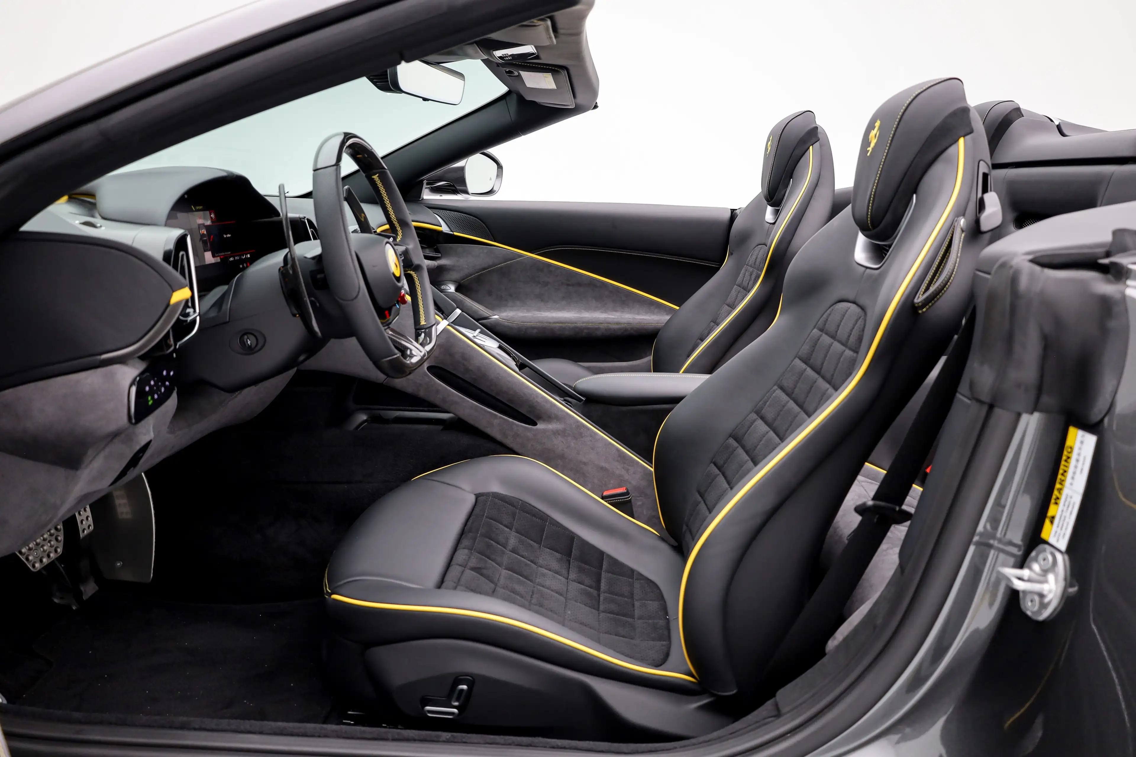 Ferrari Roma Spider - FERRARI HAMBURG — photo 14