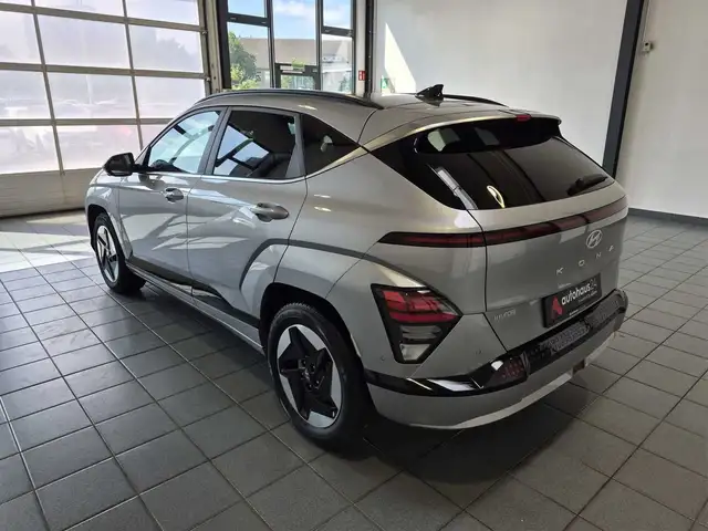 Hyundai Kona view 4