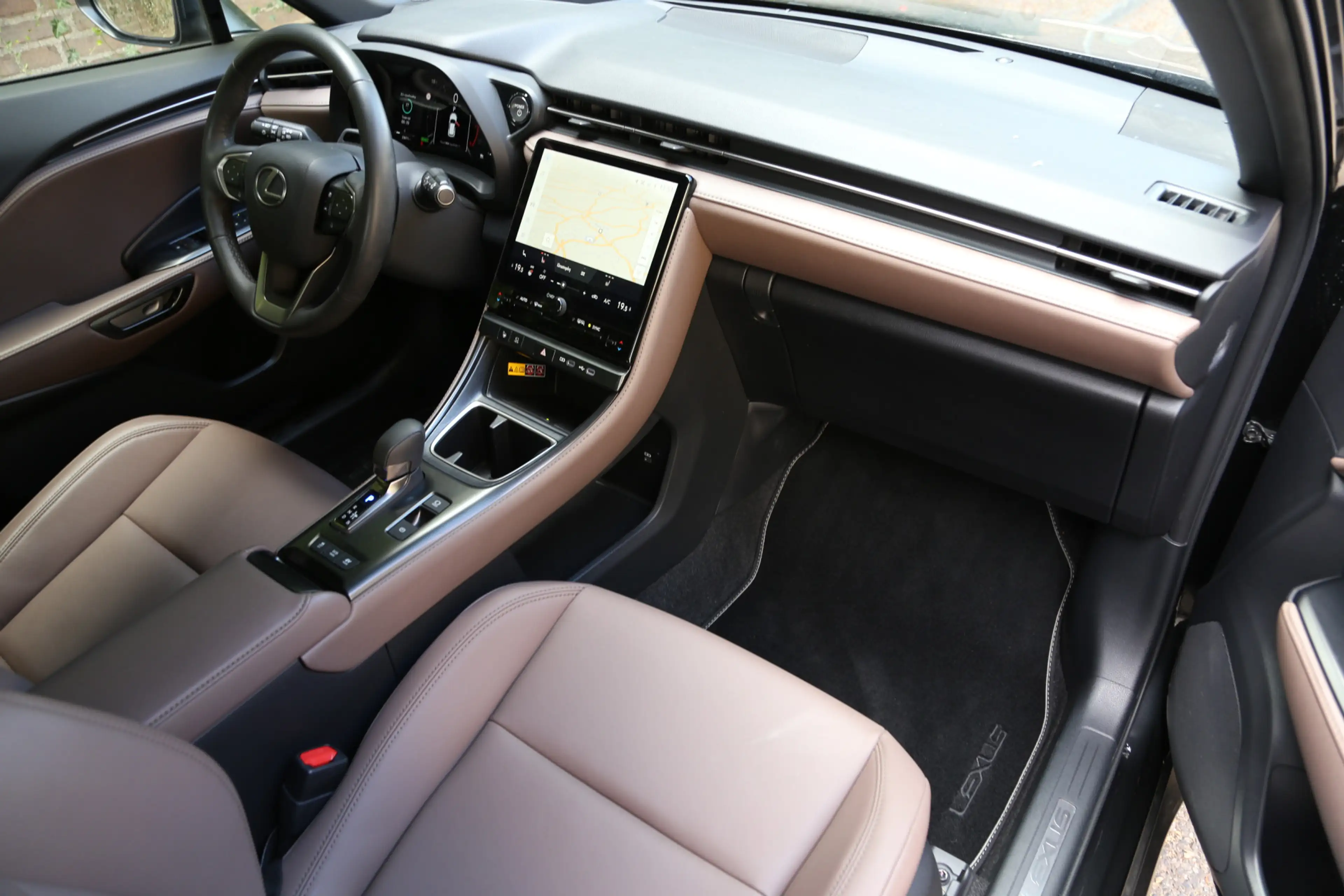 Lexus LBX 1.5 Original Edition 2WD Leer HuD 360view Mark Lev — photo 4