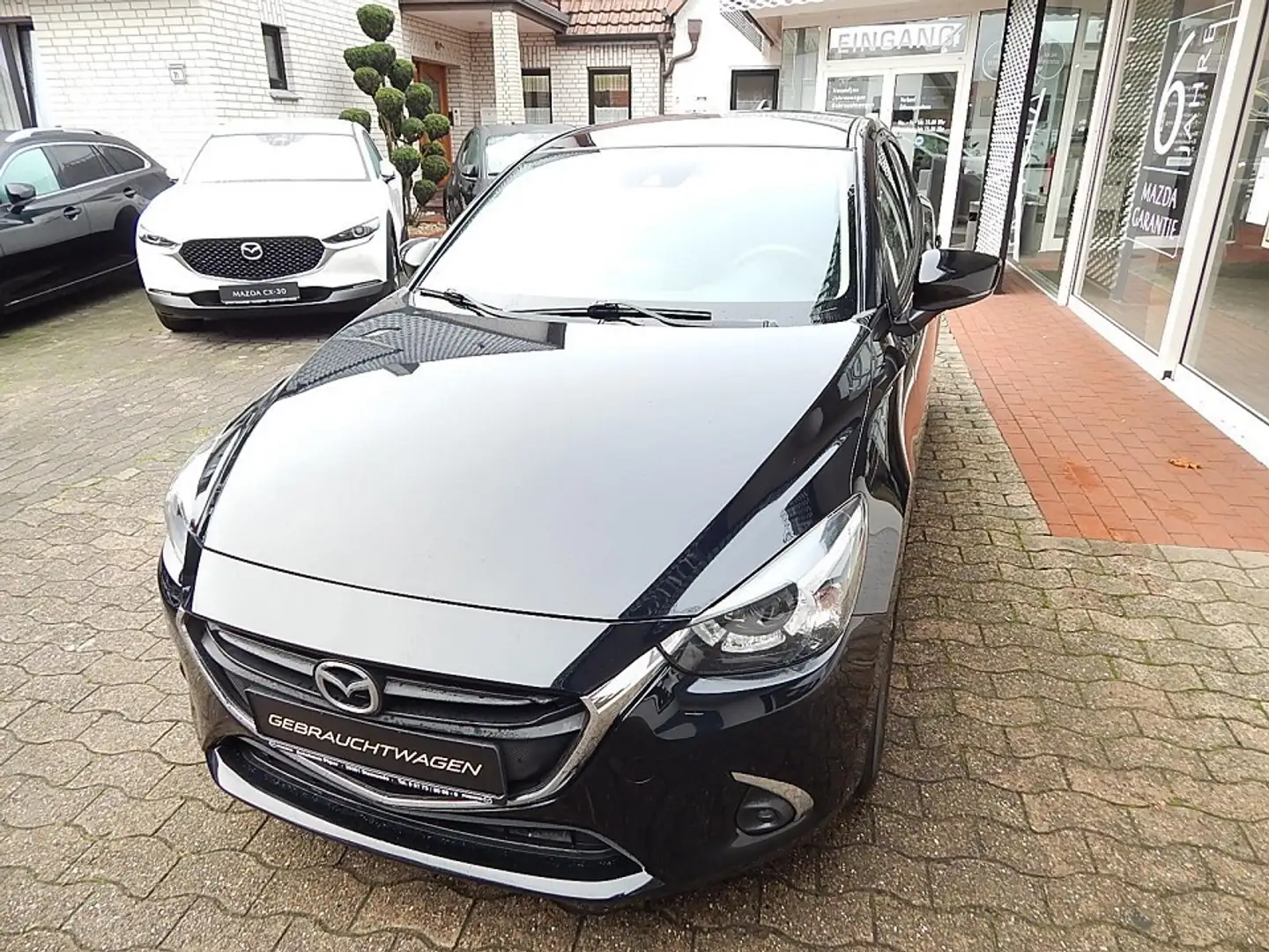 Mazda 2 1.5 SKYACTIV-G 90 Kizoku Kizoku Schwarz - 2