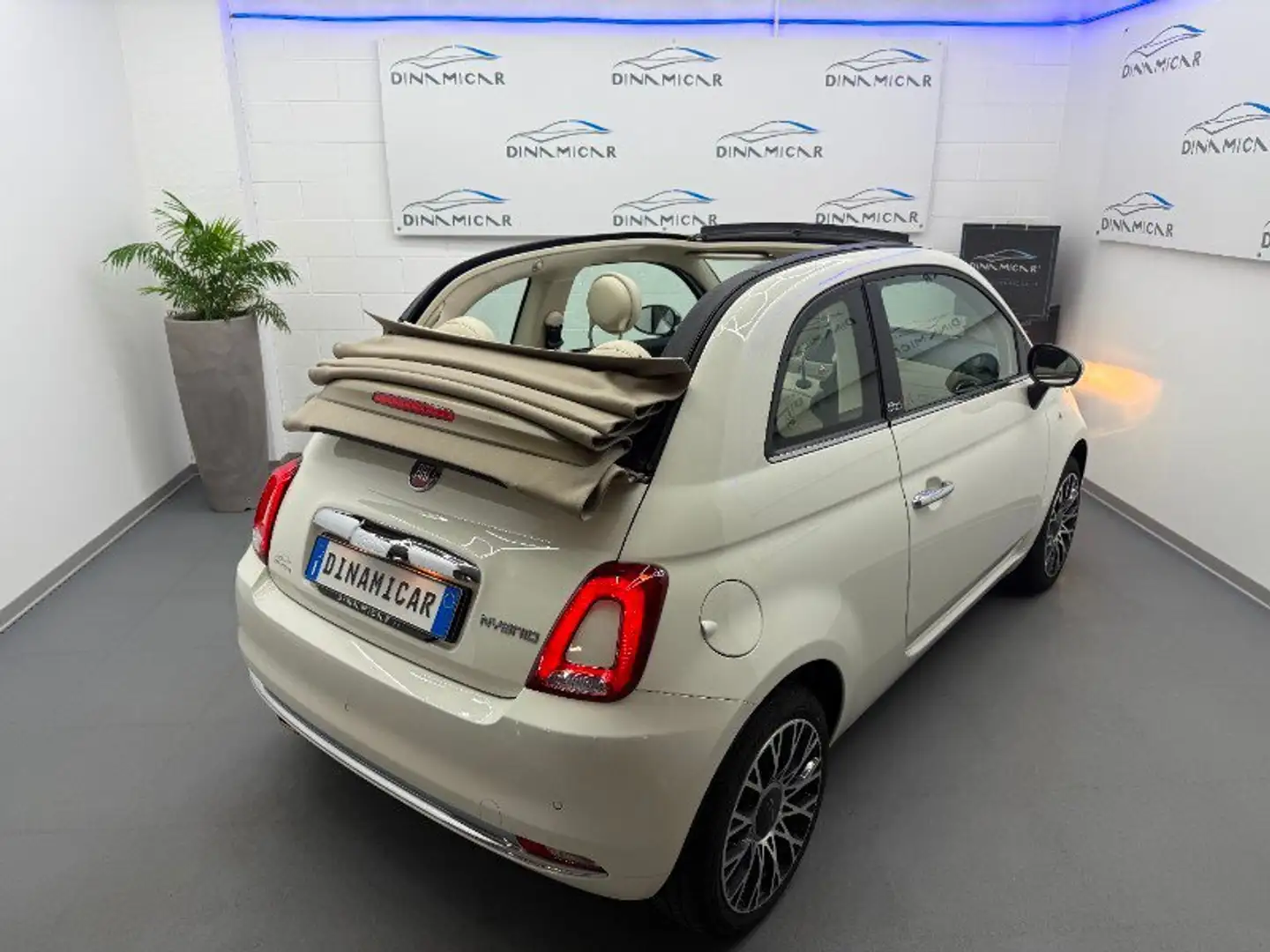 Fiat 500C 500 C 1.0 Hybrid LIMITED EDITION FRAU Beige - 2