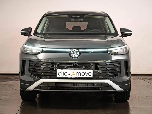 Volkswagen Tayron view 3