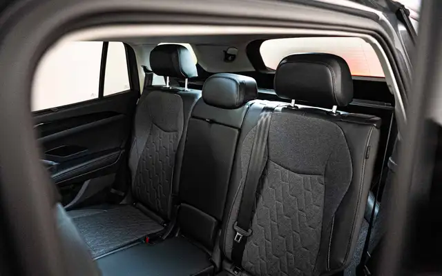 Volkswagen Tayron view 8