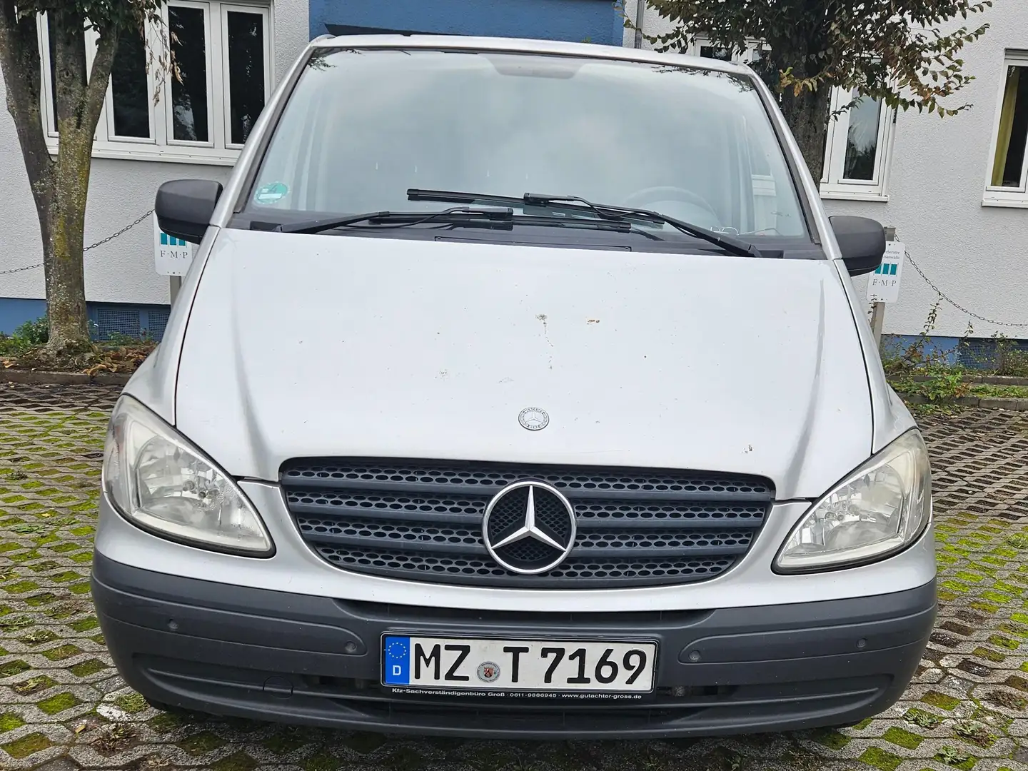 Mercedes-Benz Vito Vito 111 CDI Lang DPF Mixto Silber - 1