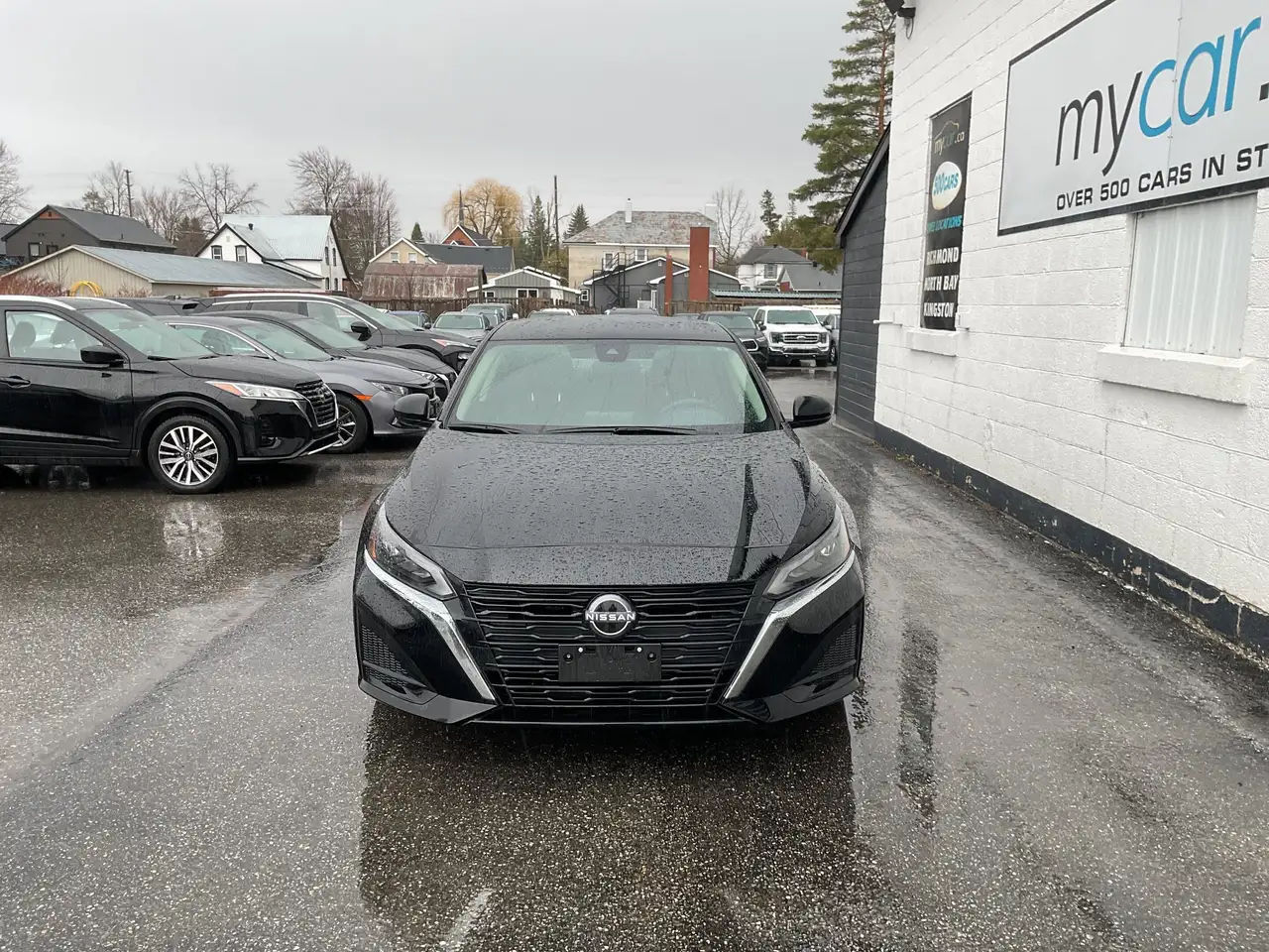 Nissan Altima снимка Nissan Altima