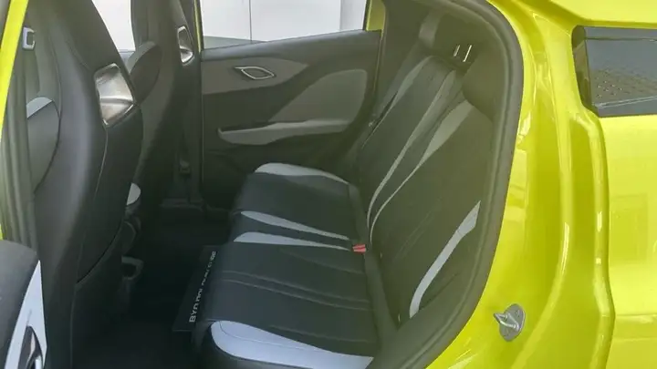 BYD 2025, foto 13